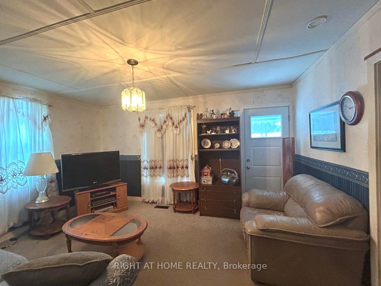 Photo 6 of 1114 Concession 4 Road, Brock, Rural Brock — HOMEH