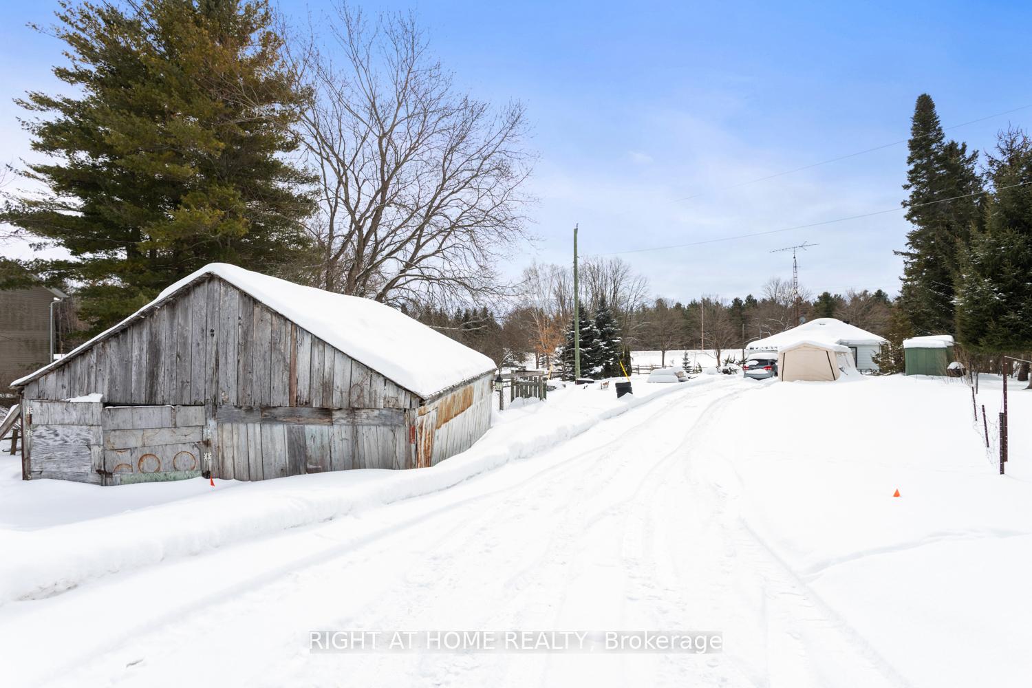 Photo 17 of 1114 Concession 4 Road, Brock, Rural Brock — HOMEH
