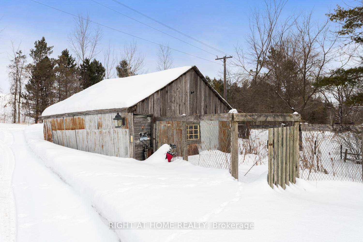 Photo 19 of 1114 Concession 4 Road, Brock, Rural Brock — HOMEH