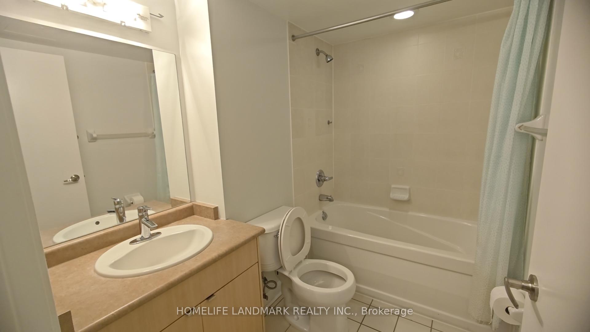 Photo 3 of Unit 1409, 600 Fleet Street, Toronto, Niagara — HOMEH