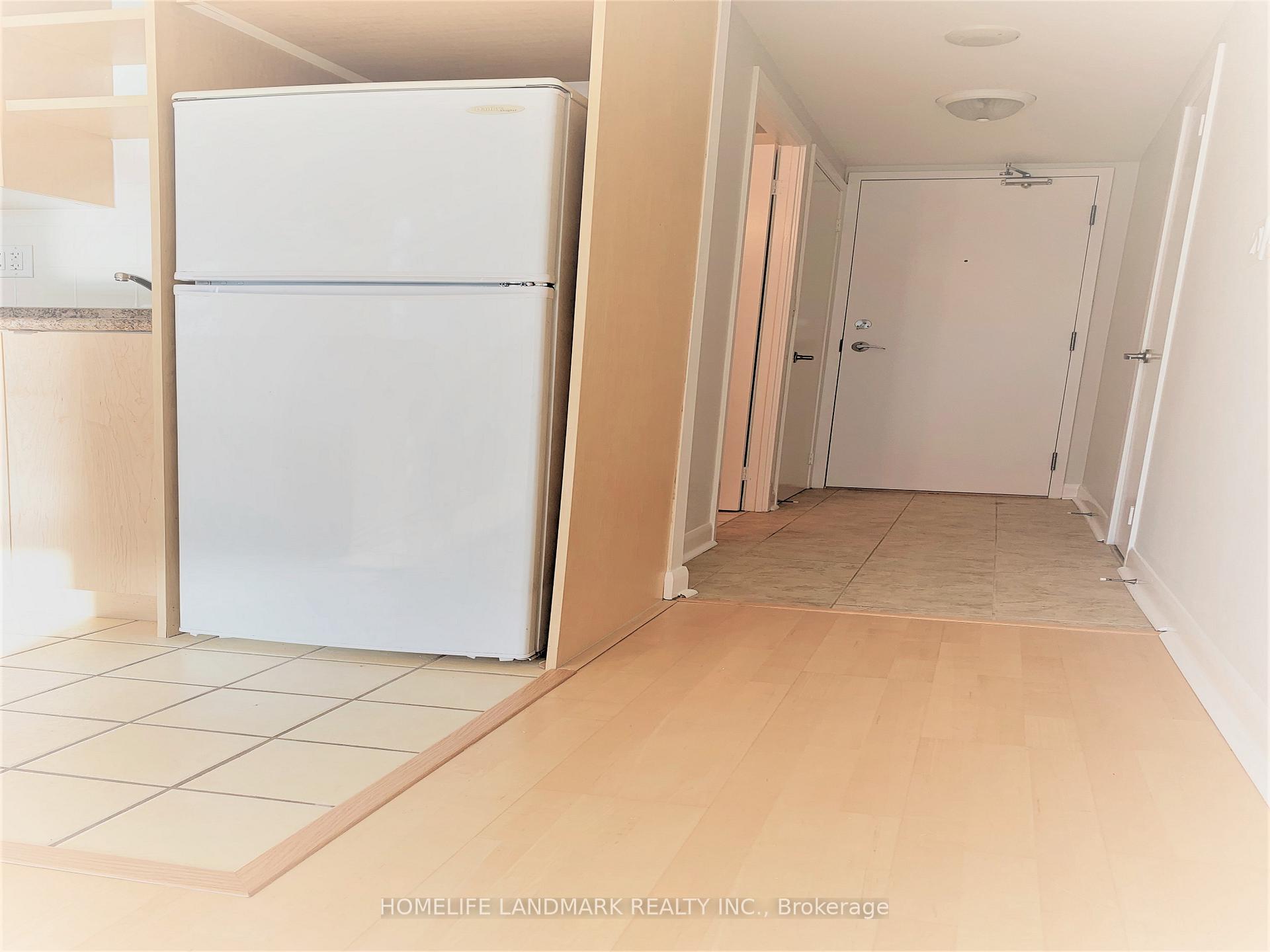 Photo 4 of Unit 1409, 600 Fleet Street, Toronto, Niagara — HOMEH