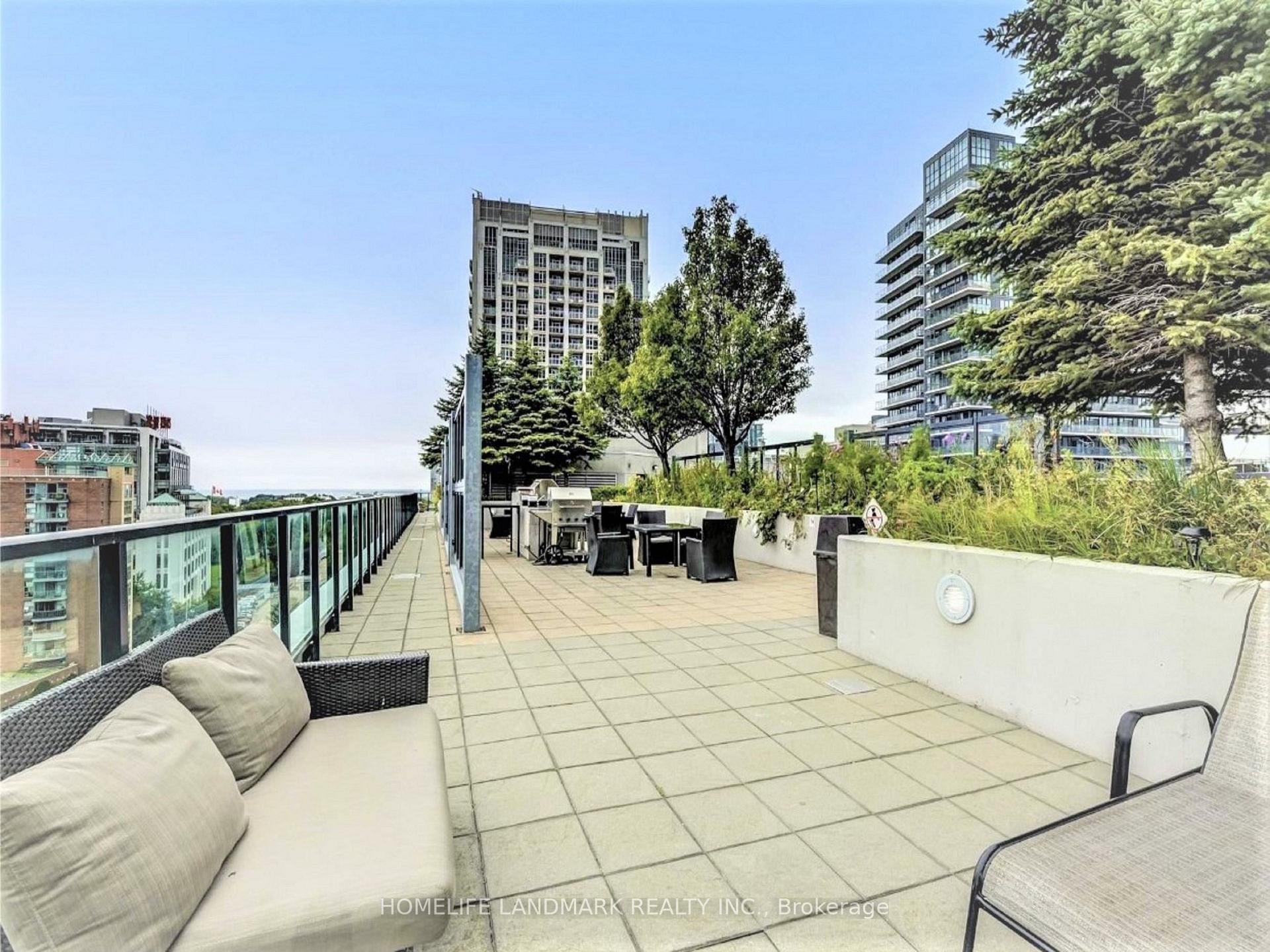 Photo 12 of Unit 1409, 600 Fleet Street, Toronto, Niagara — HOMEH