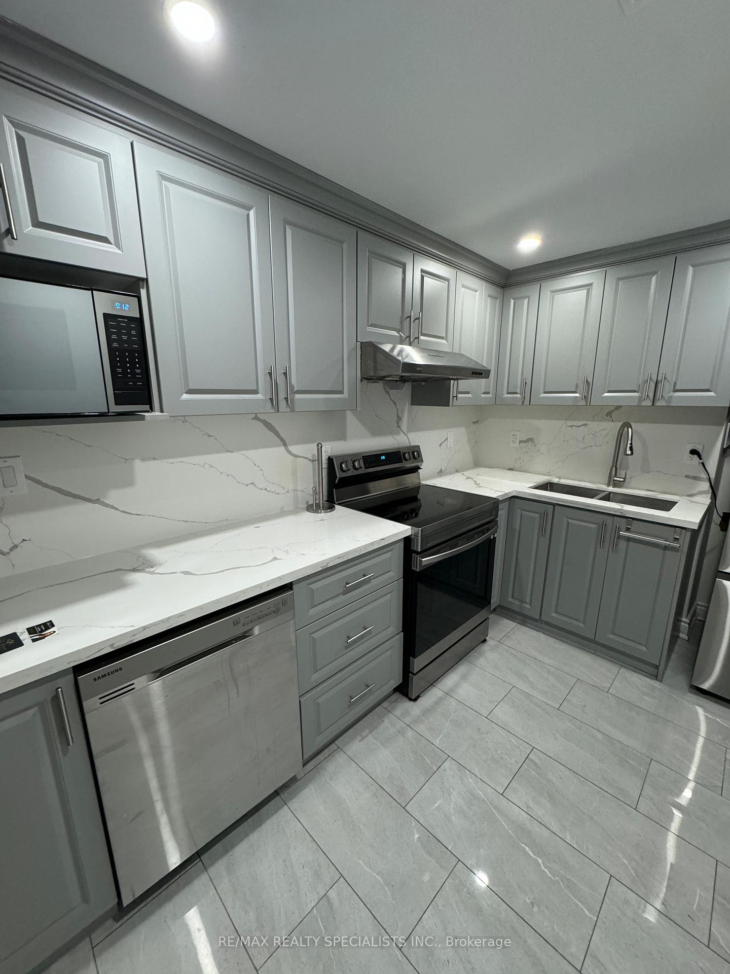 Photo 1 of 16 Maynada Road, Brampton, Northwest Brampton — HOMEH