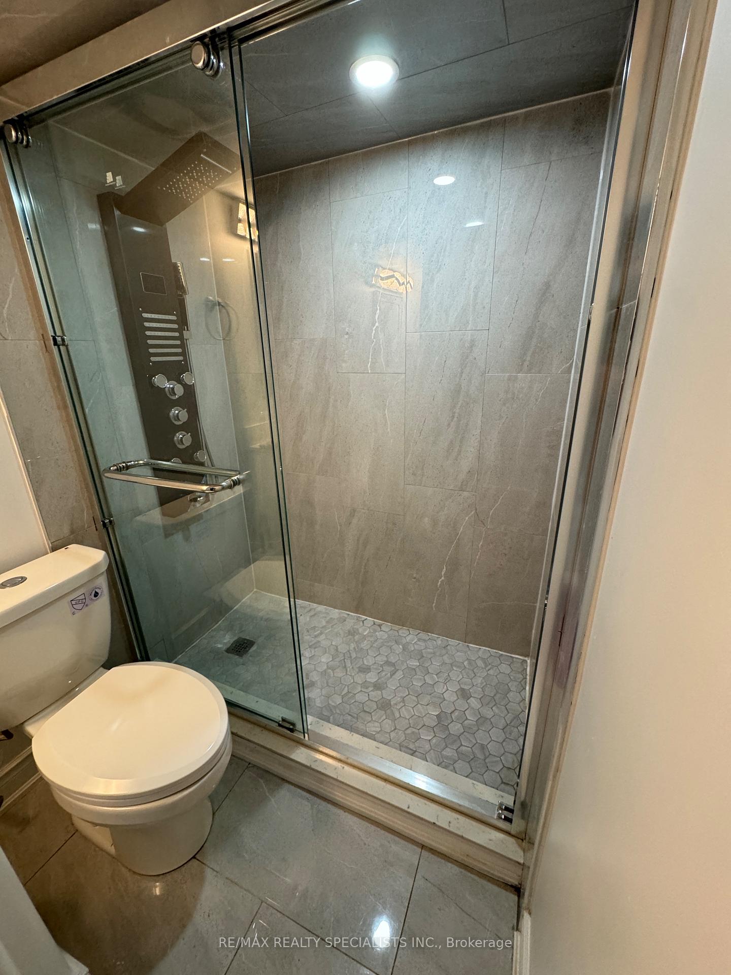 Photo 13 of 16 Maynada Road, Brampton, Northwest Brampton — HOMEH