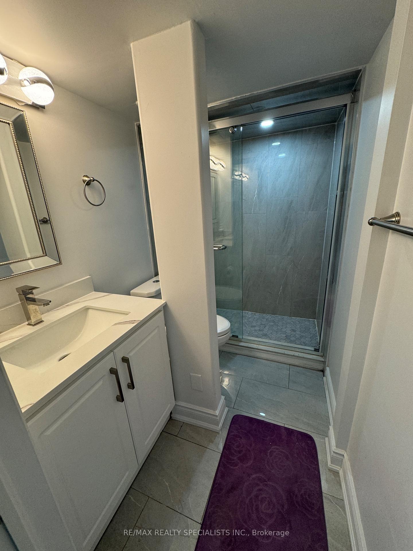 Photo 14 of 16 Maynada Road, Brampton, Northwest Brampton — HOMEH