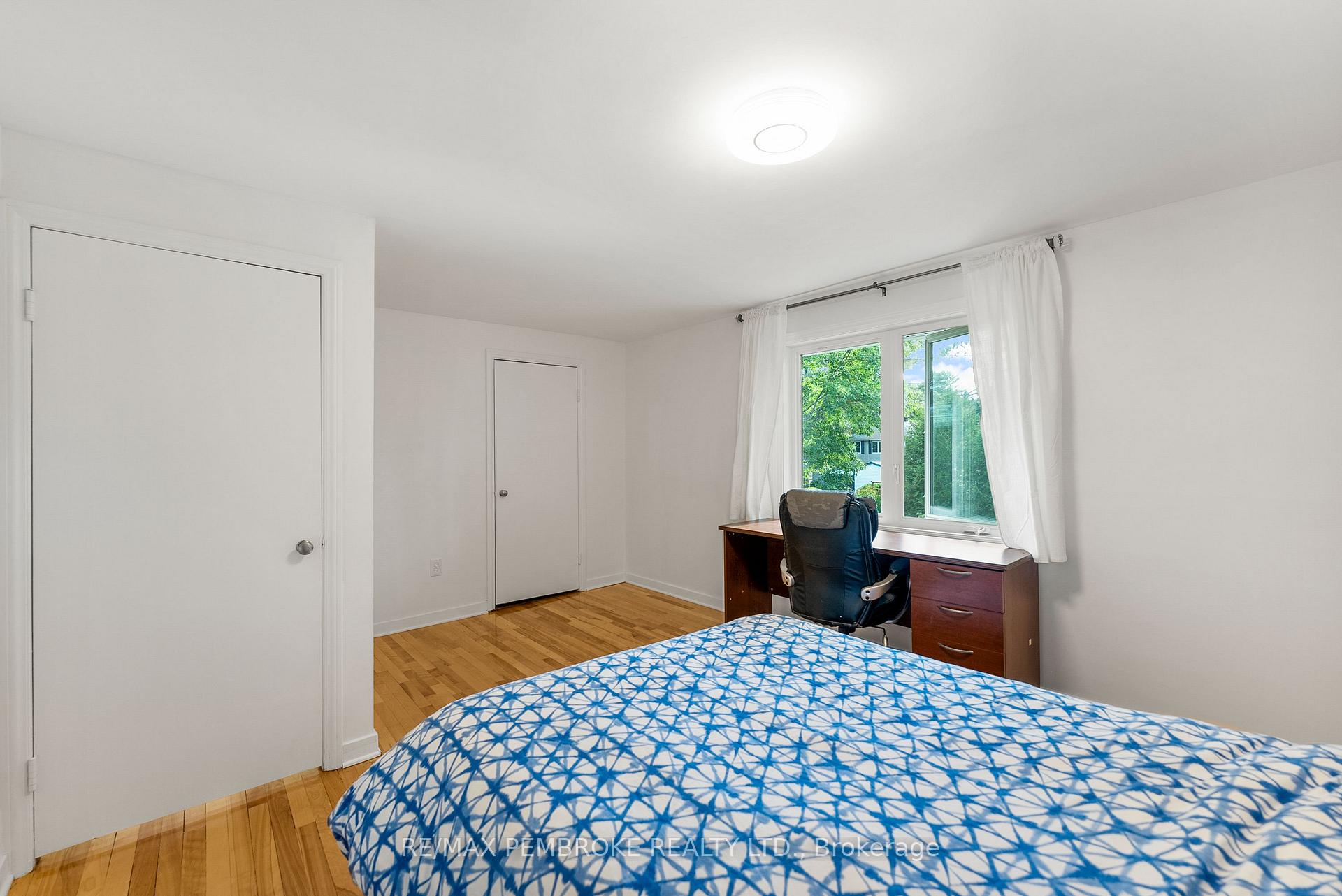 Photo 28 of 11 Frontenac Crescent, Deep River — HOMEH