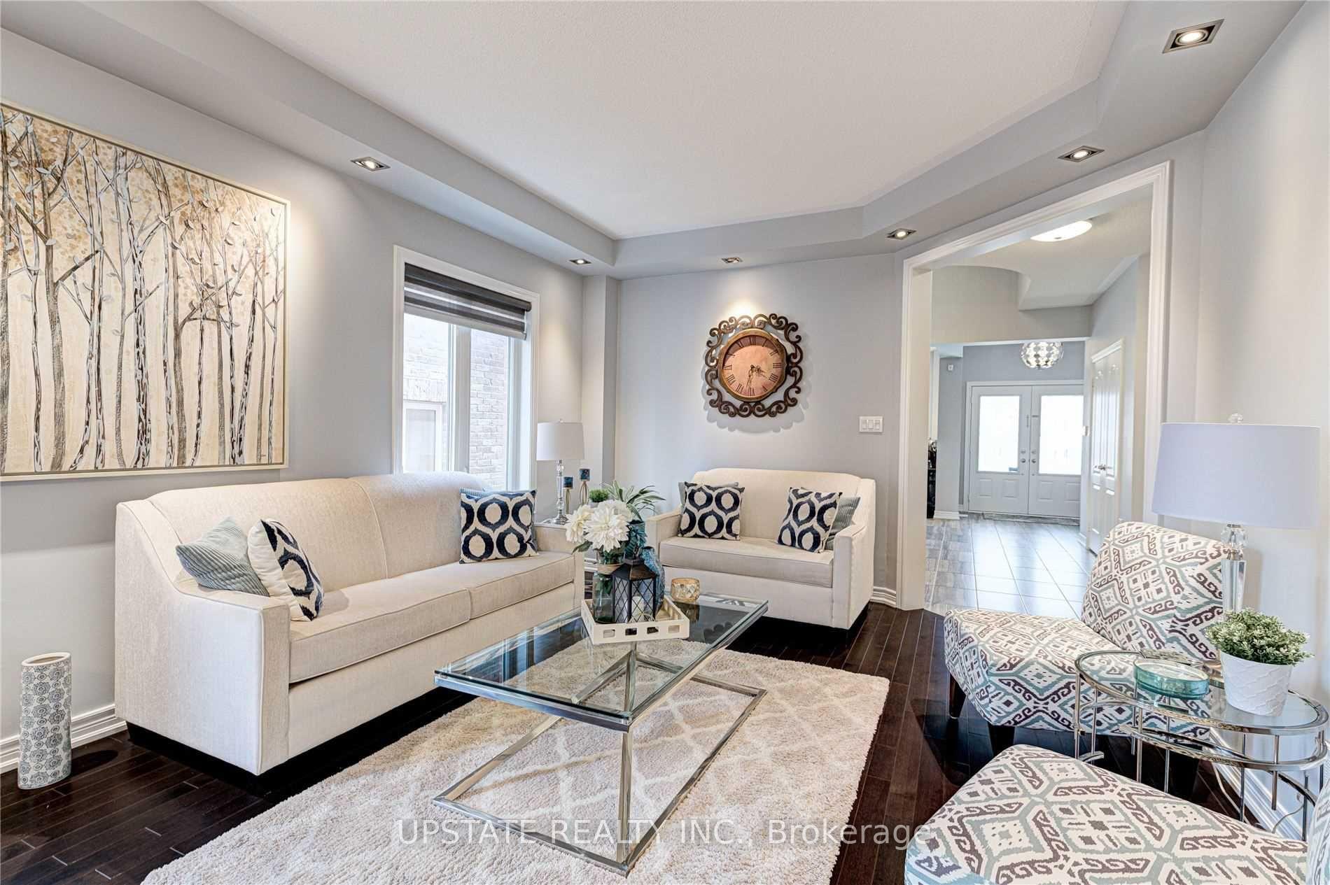 Photo 2 of 7 Ashcreek (Upper) Drive, Brampton, Credit Valley — HOMEH
