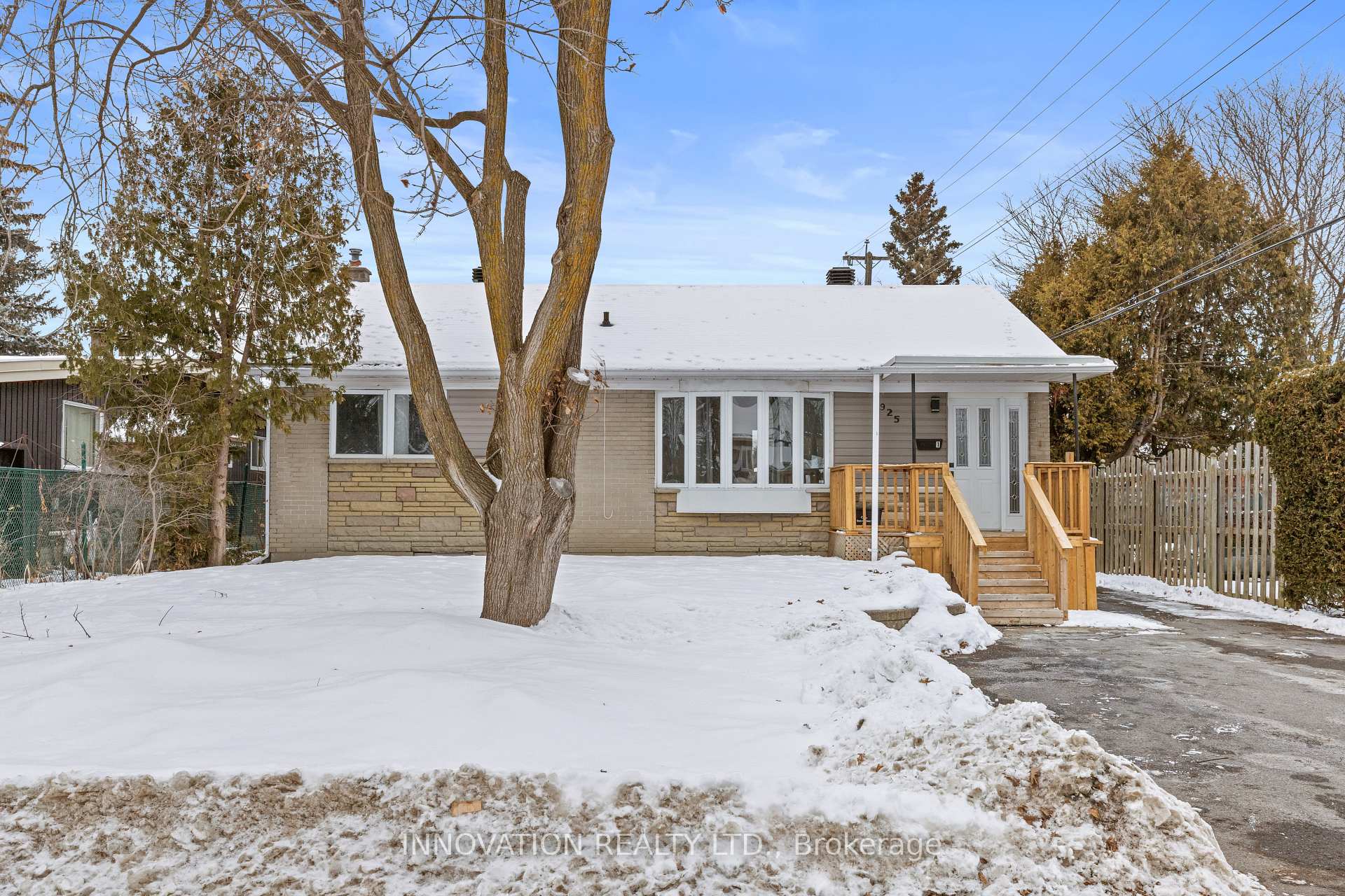 Front of 925 Elsett Drive
