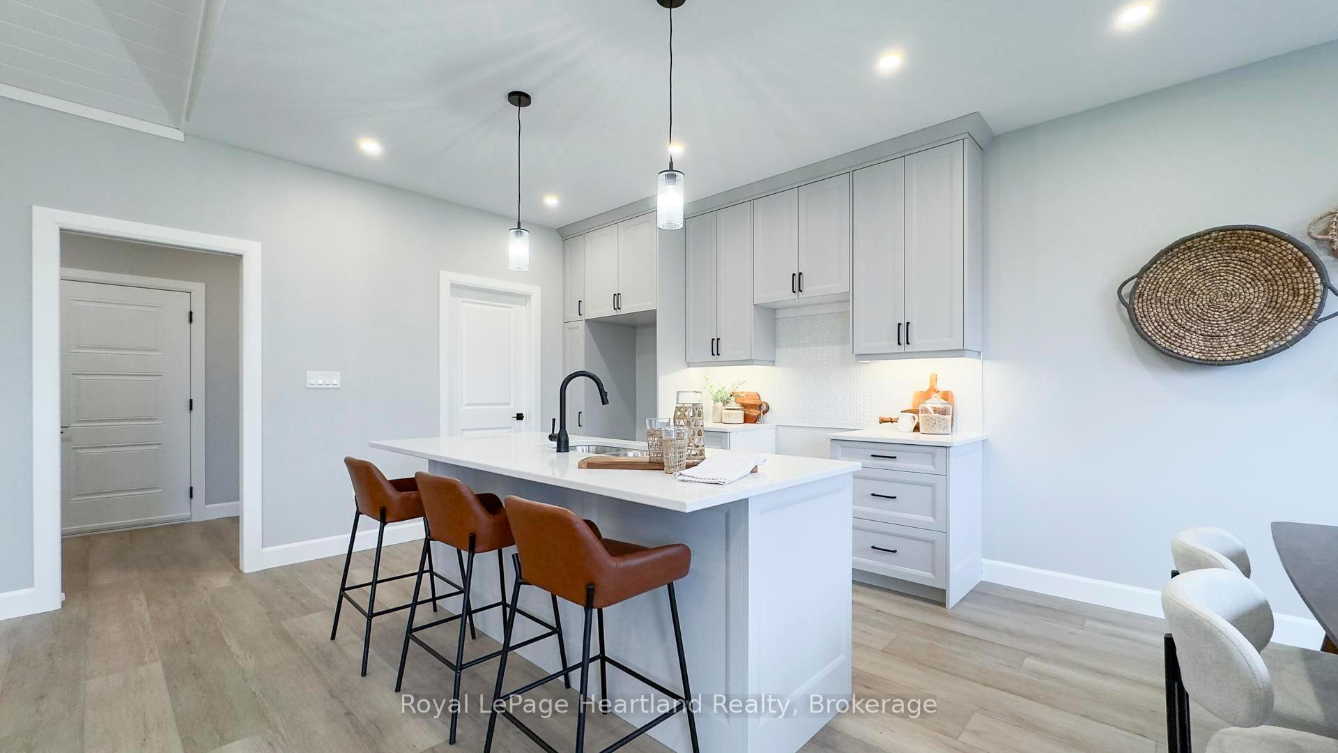 Photo 17 of 455 Woodridge Drive, Goderich, Goderich (Town) — HOMEH