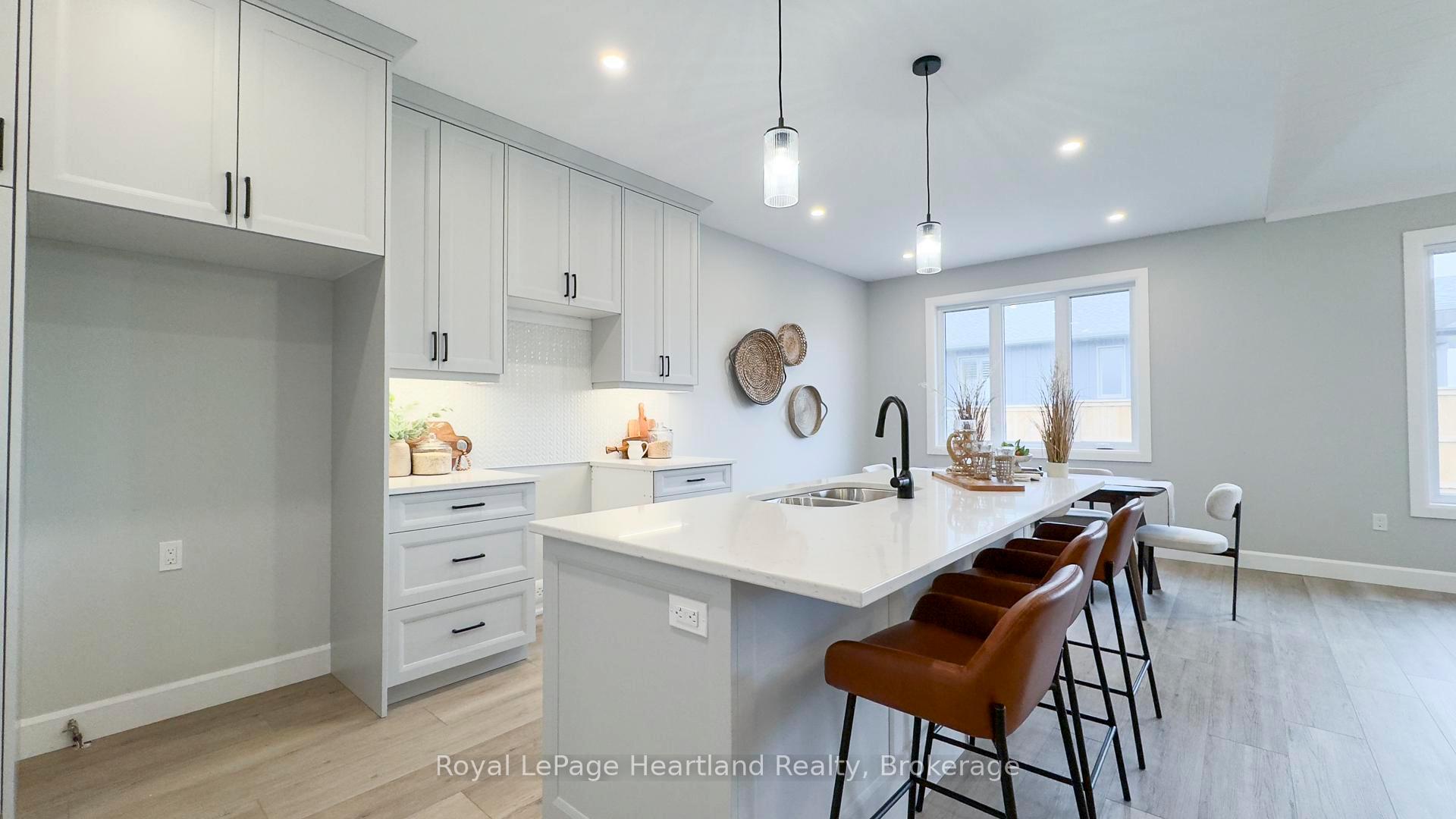 Photo 20 of 455 Woodridge Drive, Goderich, Goderich (Town) — HOMEH