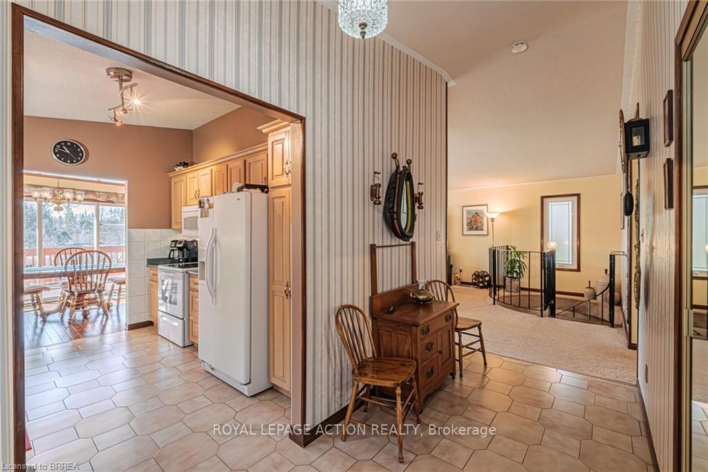 Photo 7 of 18 Cummings Street, Brant, Brantford Twp — HOMEH