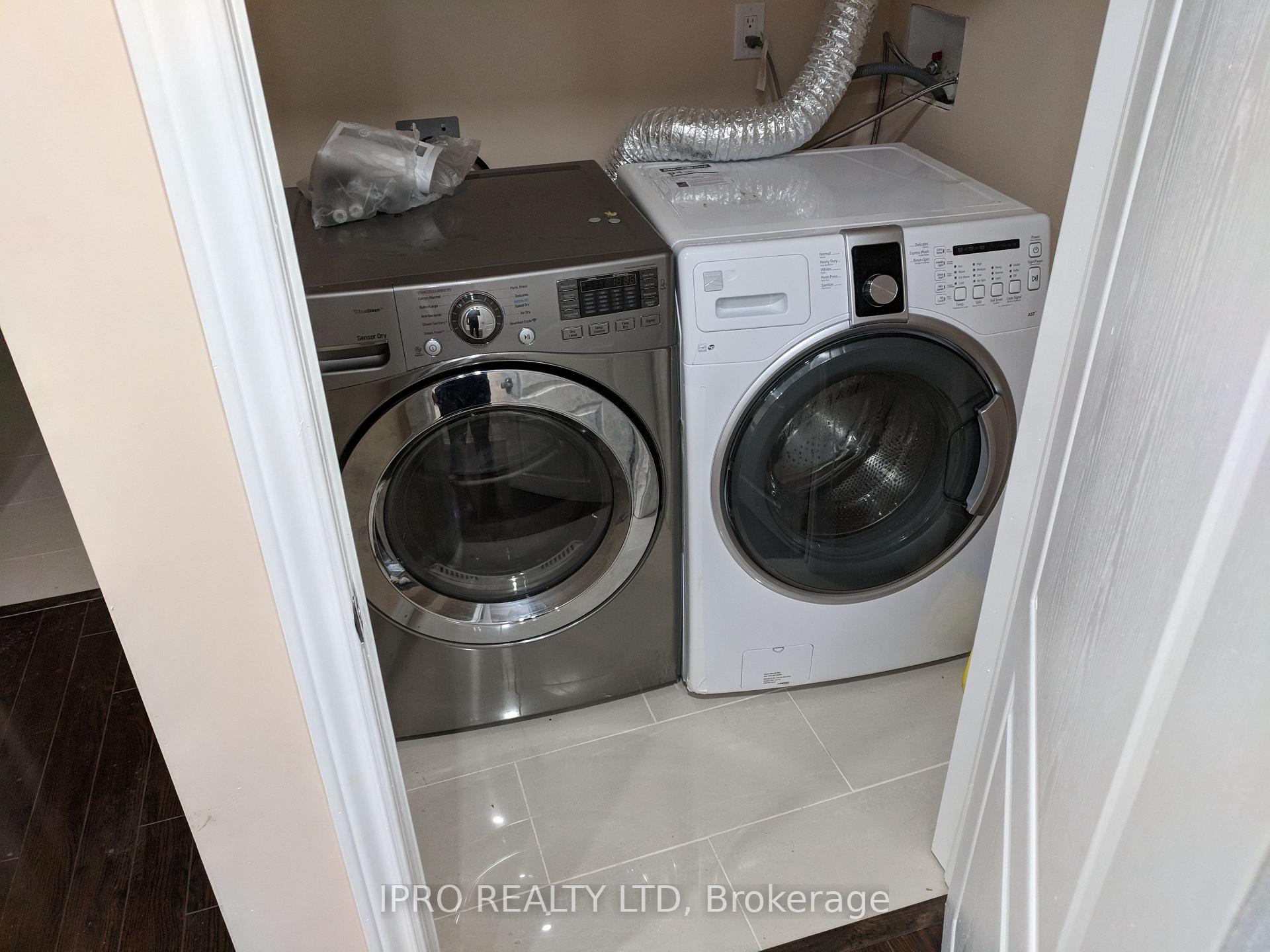 Photo 6 of Unit Bsmt, 32 Brookdale Crescent, Brampton, Avondale — HOMEH