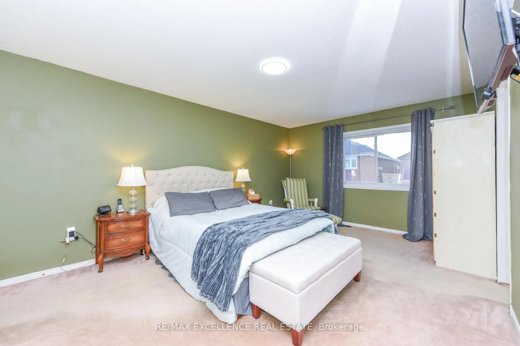 Photo 17 of 11 Arthurs Crescent, Brampton, Fletcher's West — HOMEH