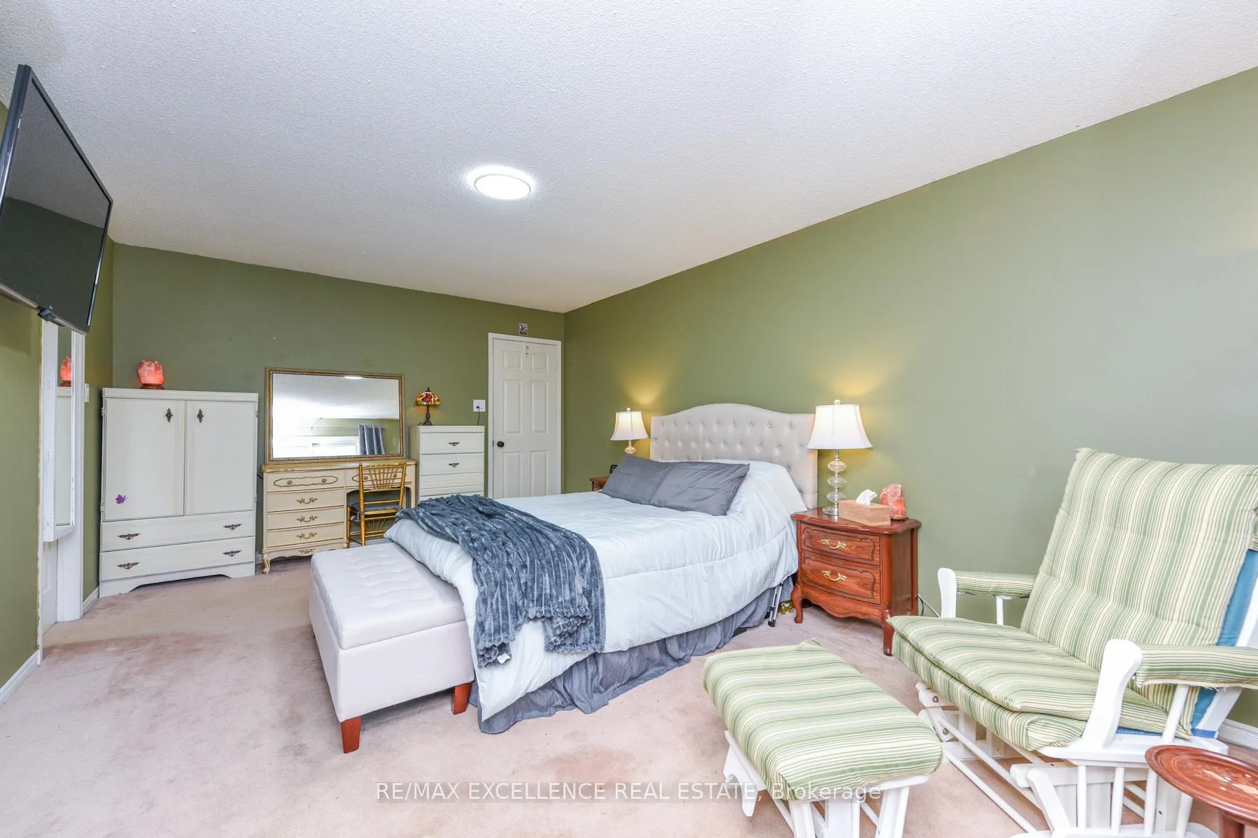 Photo 18 of 11 Arthurs Crescent, Brampton, Fletcher's West — HOMEH