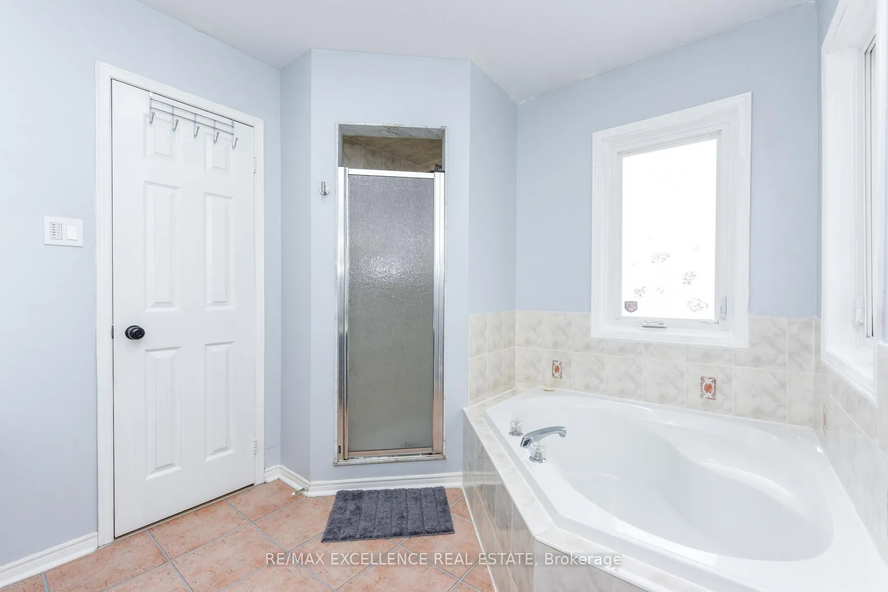 Photo 21 of 11 Arthurs Crescent, Brampton, Fletcher's West — HOMEH