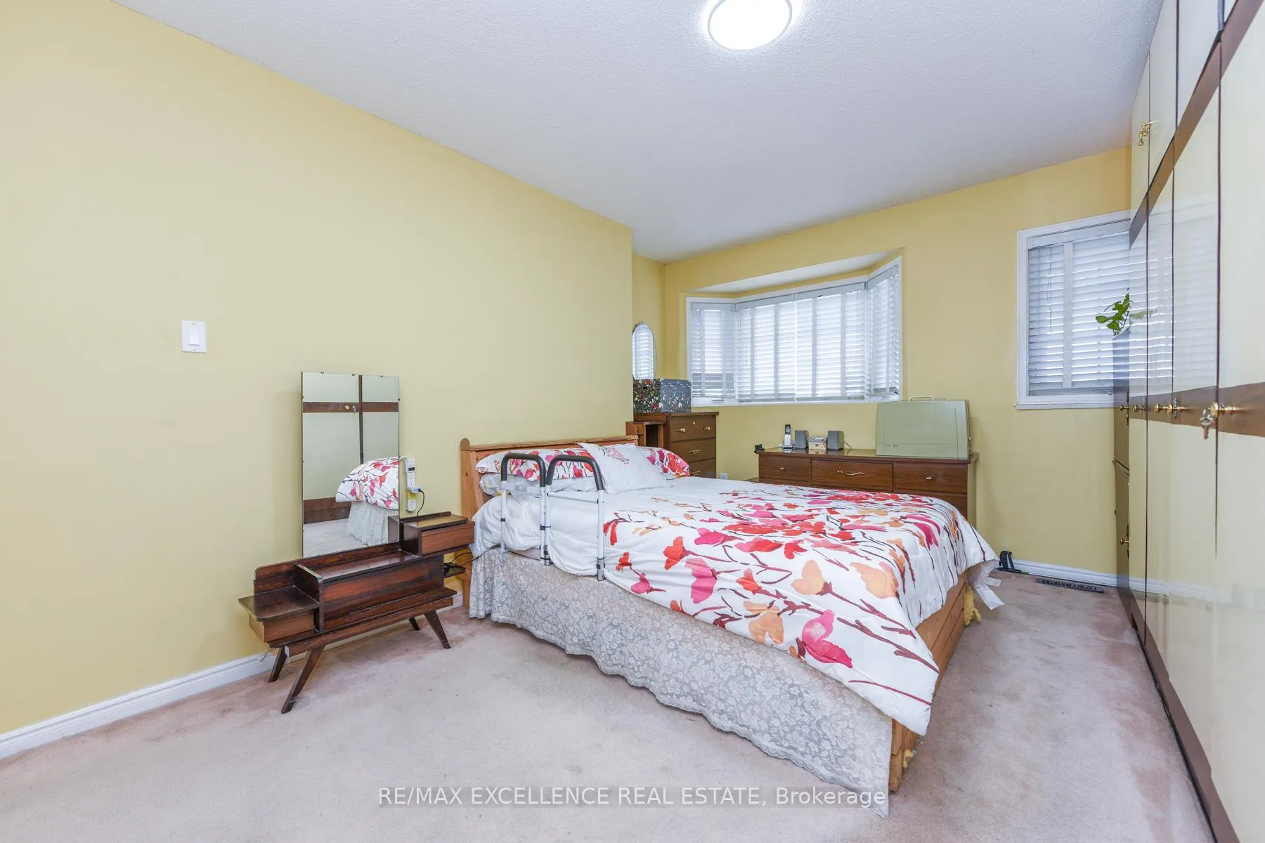 Photo 23 of 11 Arthurs Crescent, Brampton, Fletcher's West — HOMEH