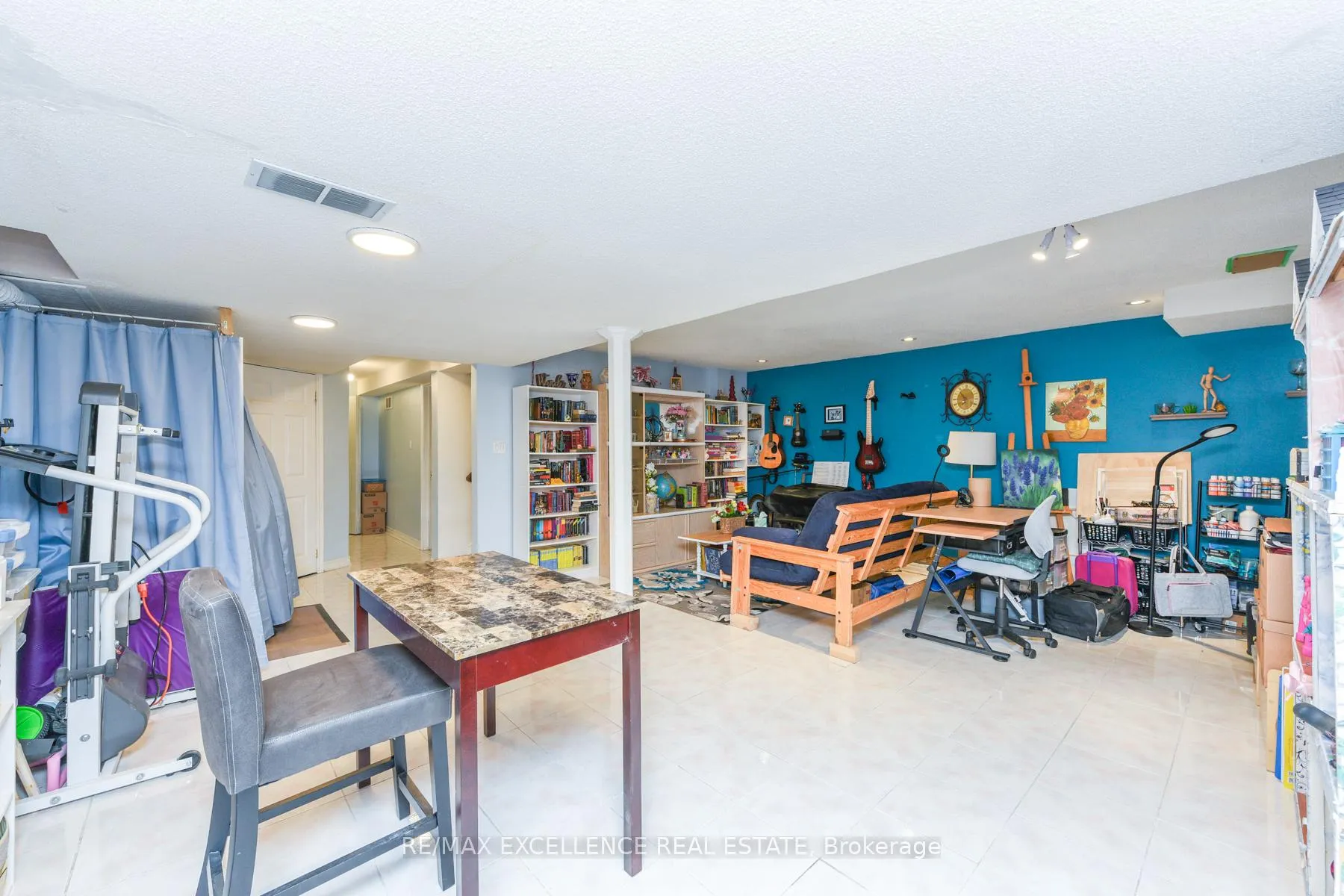Photo 30 of 11 Arthurs Crescent, Brampton, Fletcher's West — HOMEH