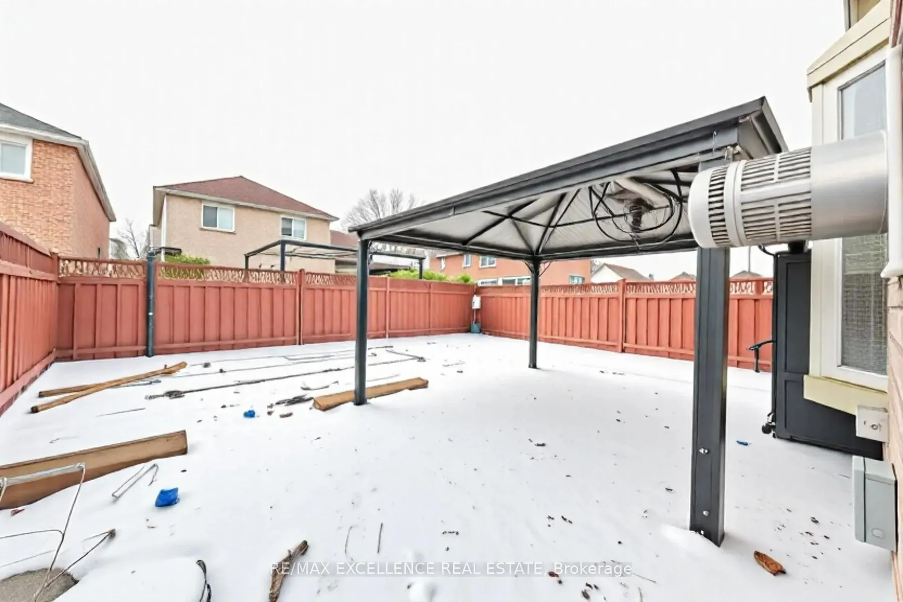 Photo 37 of 11 Arthurs Crescent, Brampton, Fletcher's West — HOMEH