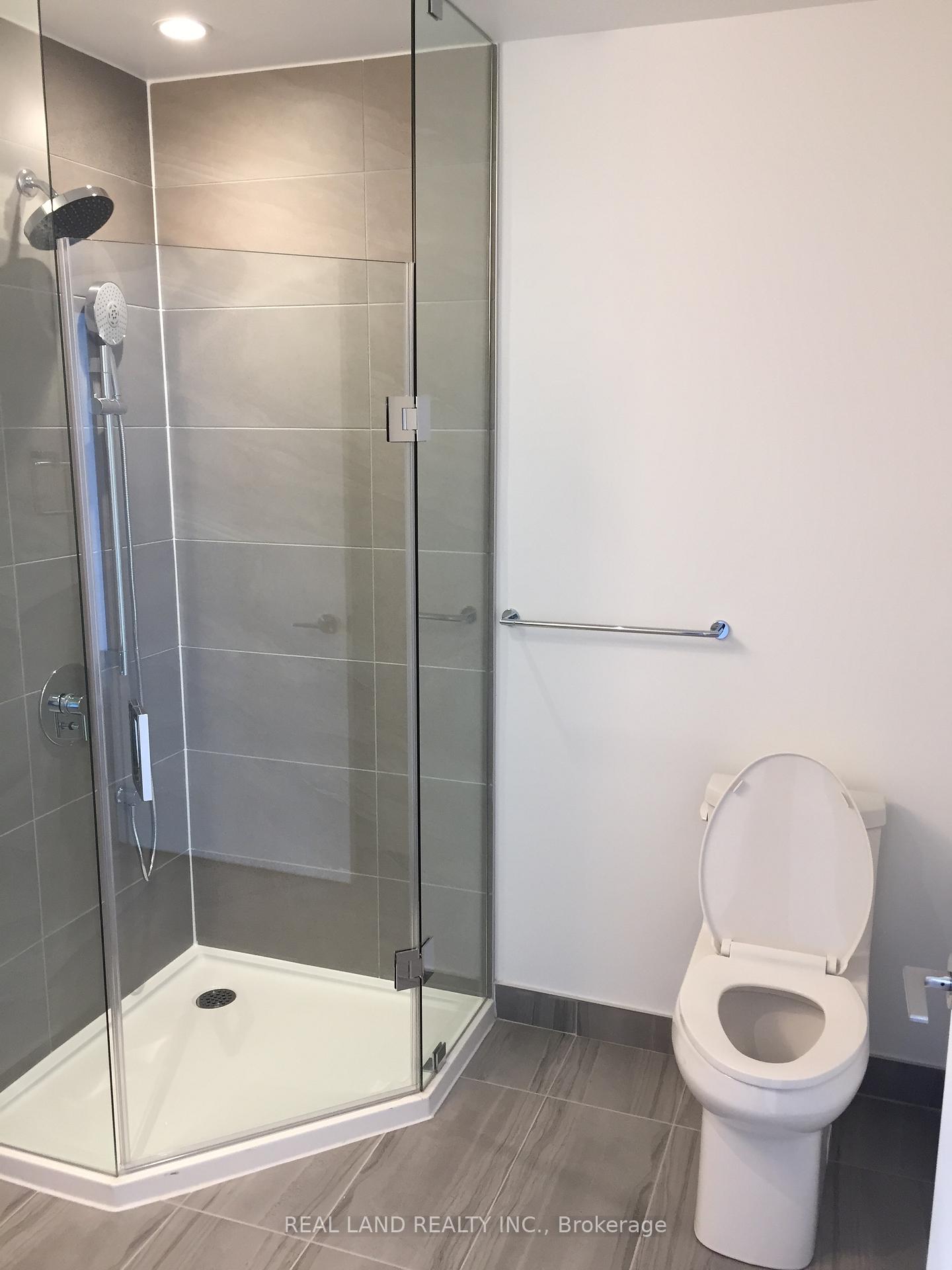 Photo 8 of Unit 705, 898 Portage Parkway, Vaughan, Vaughan Corporate Centre — HOMEH
