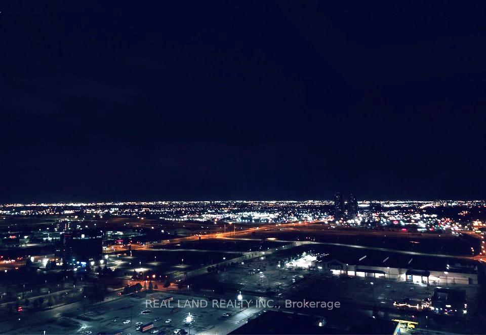 Photo 13 of Unit 705, 898 Portage Parkway, Vaughan, Vaughan Corporate Centre — HOMEH