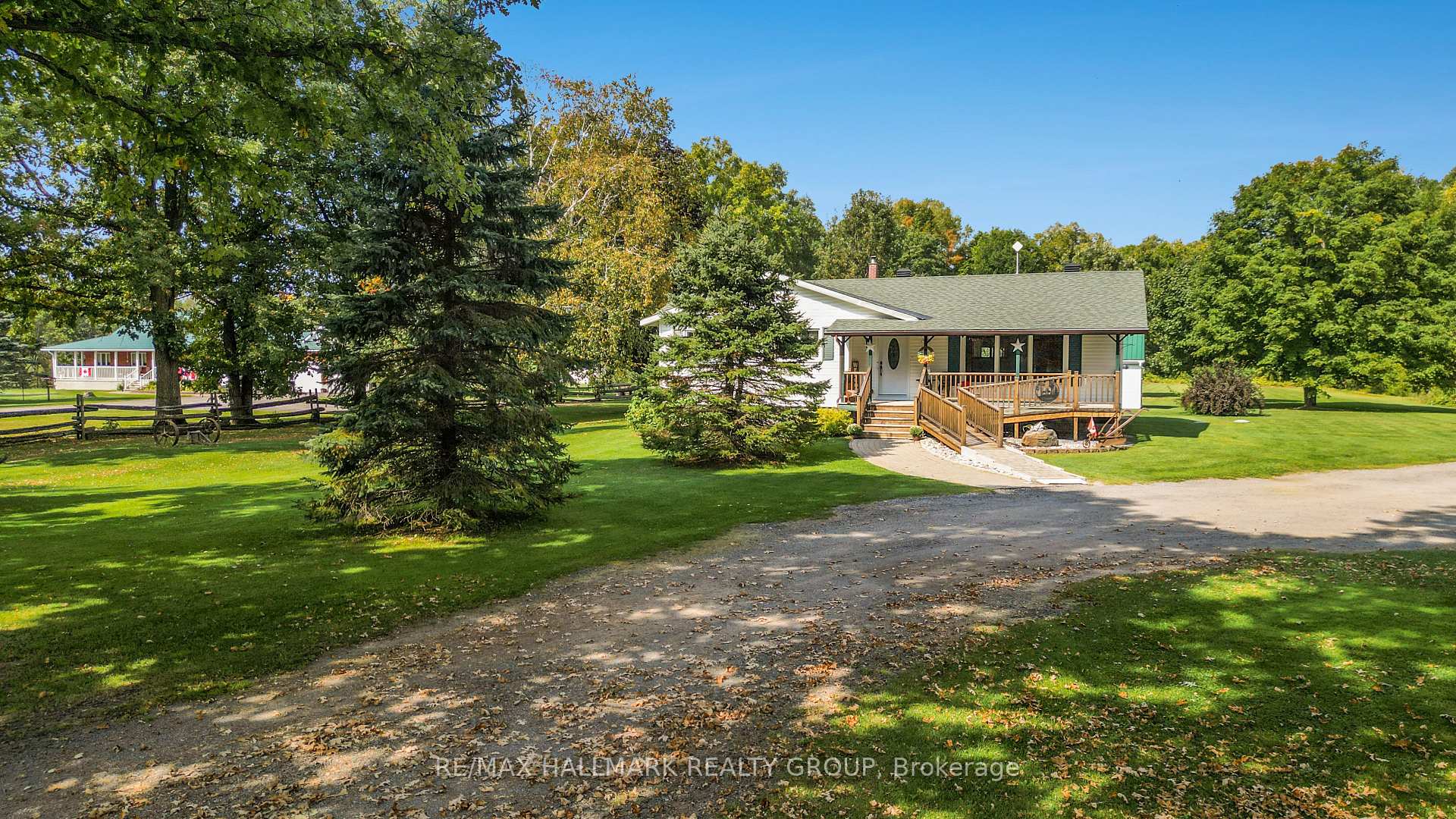 Photo 3 of 4185 Panmure Road, Ottawa, Fitzroy Ward (South West) — HOMEH