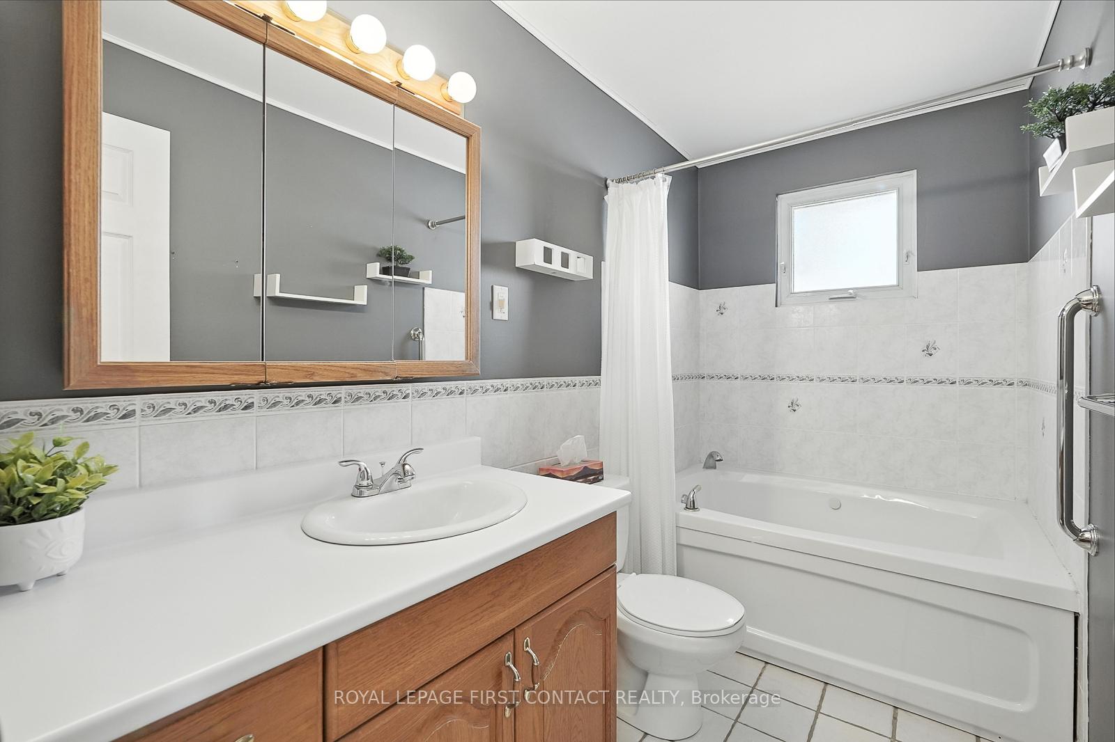 Photo 16 of 3 Cynthia Court, Barrie, Wellington — HOMEH