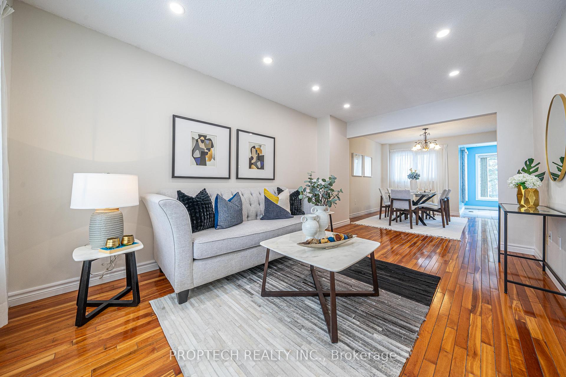 Photo 5 of 119 Kemano Road, Aurora, Aurora Heights — HOMEH
