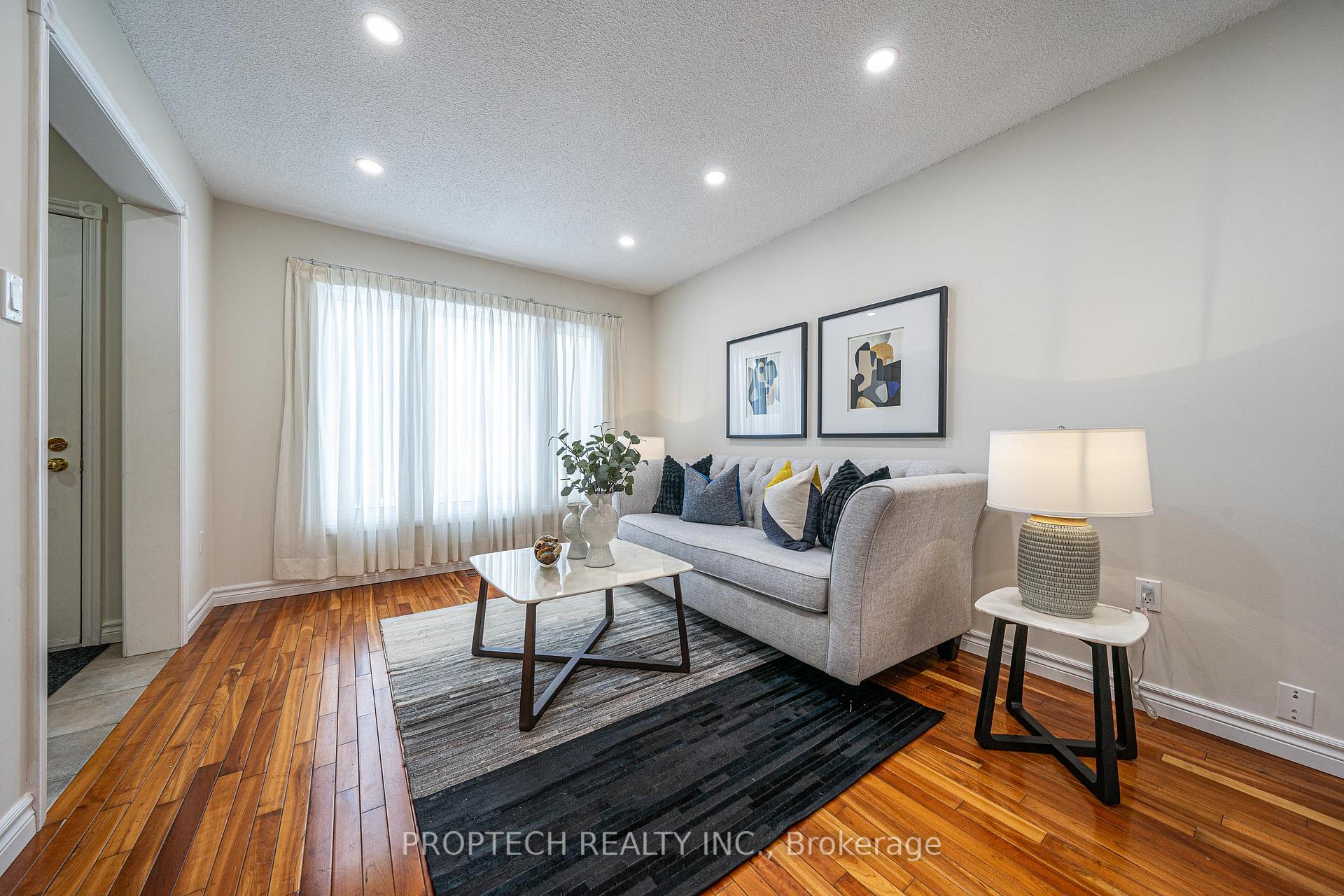 Photo 9 of 119 Kemano Road, Aurora, Aurora Heights — HOMEH