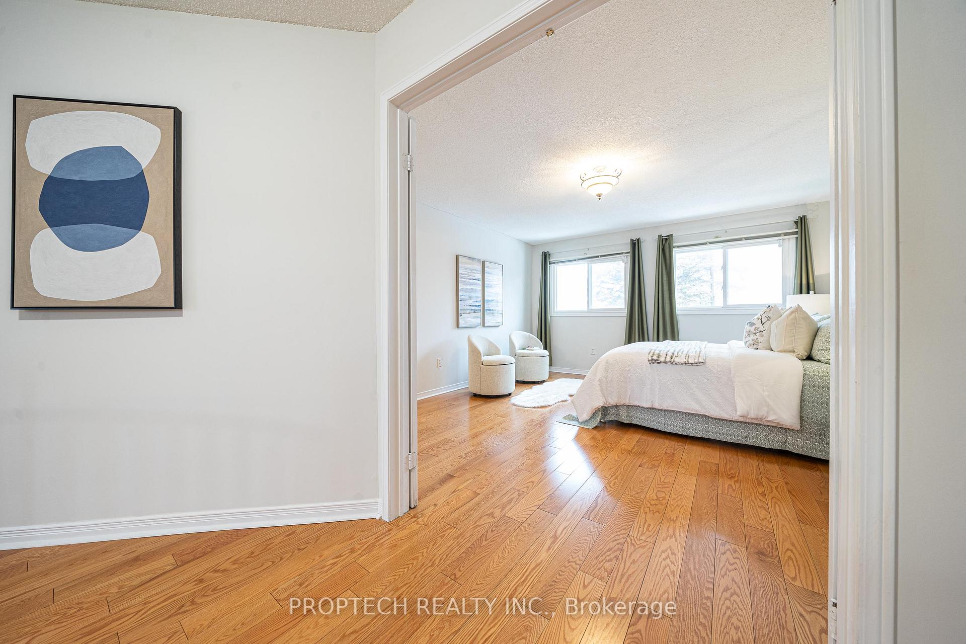 Photo 27 of 119 Kemano Road, Aurora, Aurora Heights — HOMEH