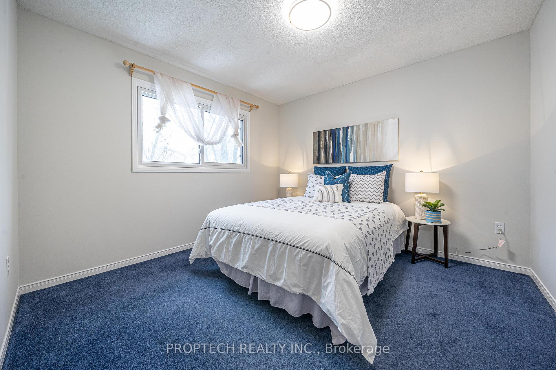 Photo 30 of 119 Kemano Road, Aurora, Aurora Heights — HOMEH