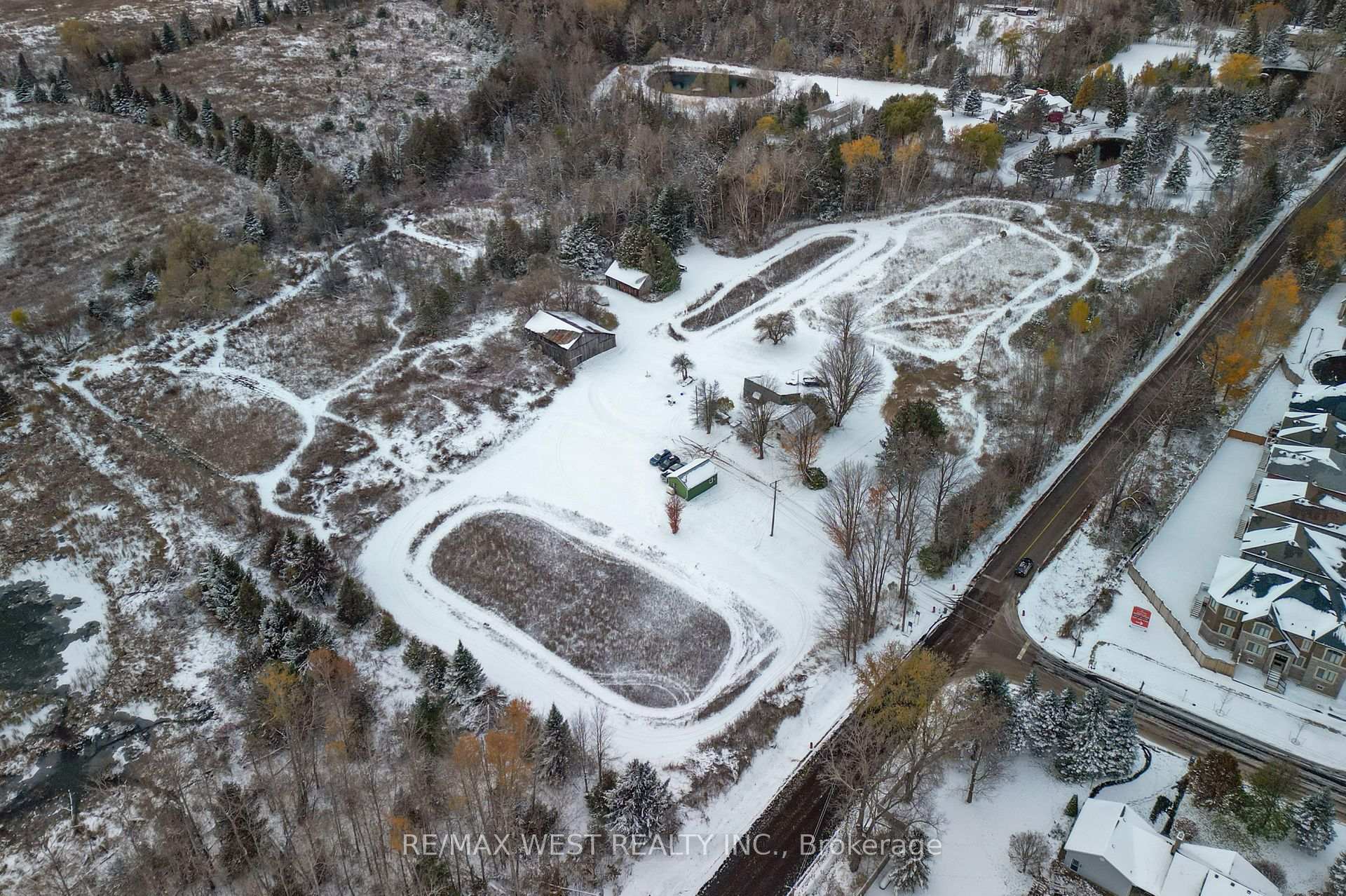 Photo 3 of 16062 Mountainview Road, Caledon, Rural Caledon — HOMEH
