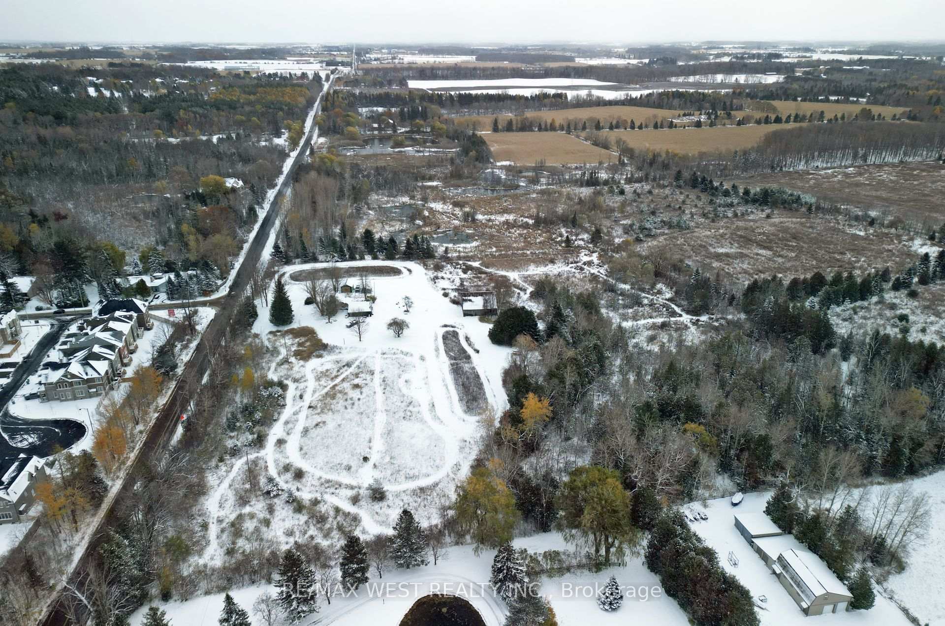 Photo 10 of 16062 Mountainview Road, Caledon, Rural Caledon — HOMEH