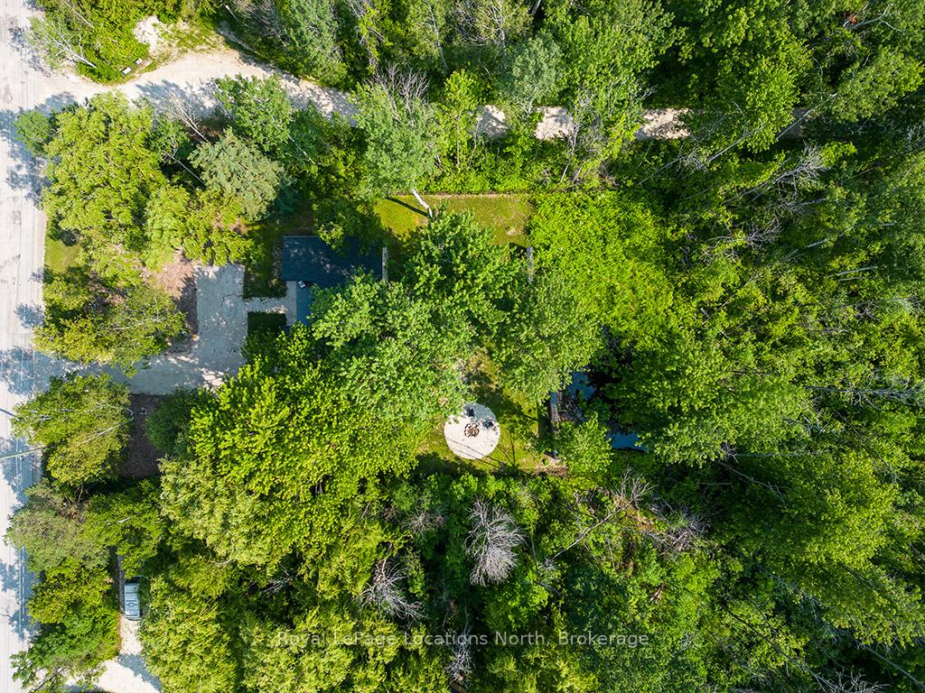 Photo 4 of 135 Longpoint Road, Collingwood — HOMEH