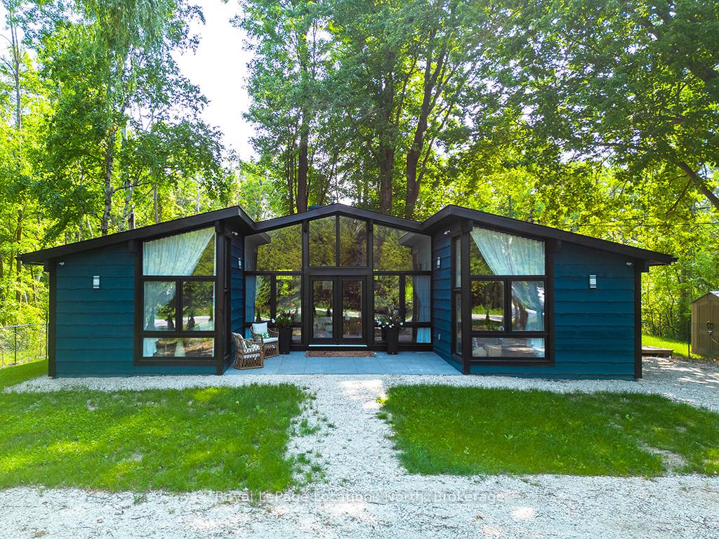 Photo 5 of 135 Longpoint Road, Collingwood — HOMEH