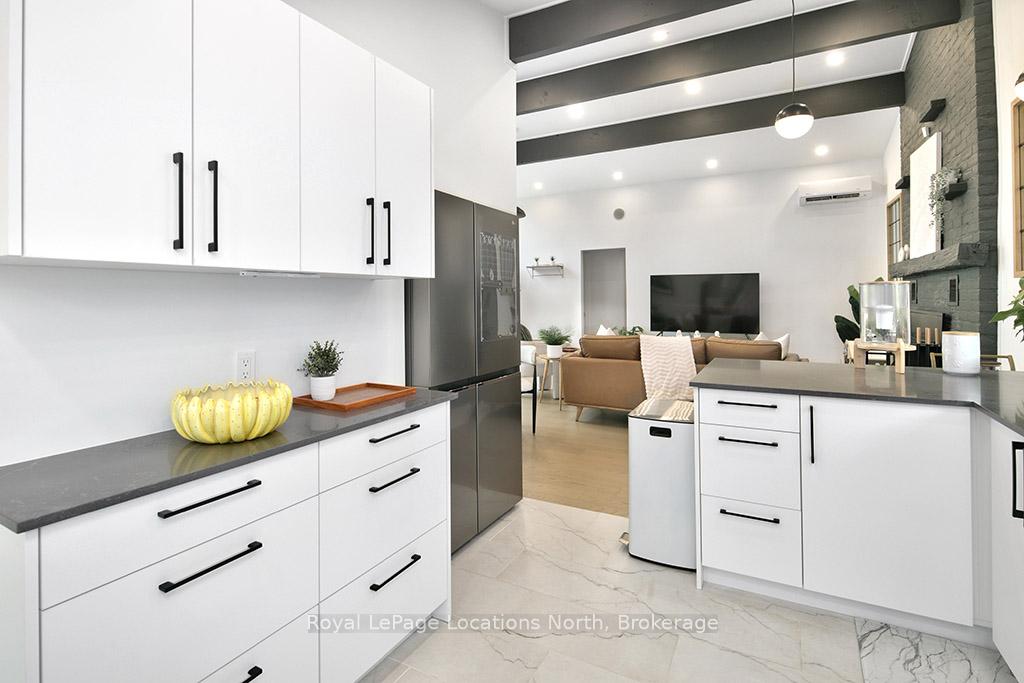 Photo 15 of 135 Longpoint Road, Collingwood — HOMEH
