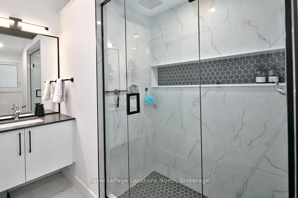 Photo 28 of 135 Longpoint Road, Collingwood — HOMEH