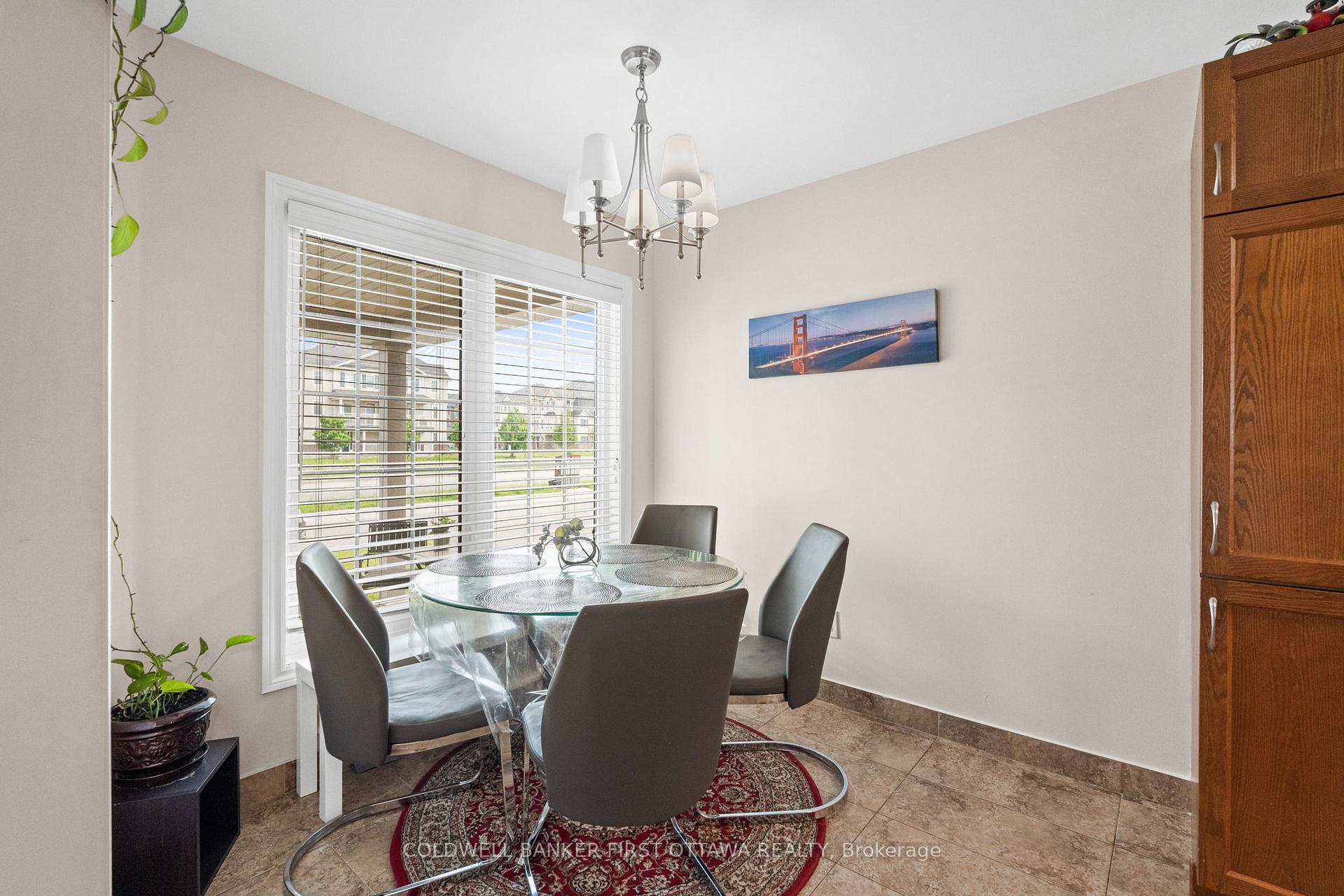 Photo 5 of 3627 Cambrian Road, Ottawa, Barrhaven - Half Moon Bay — HOMEH