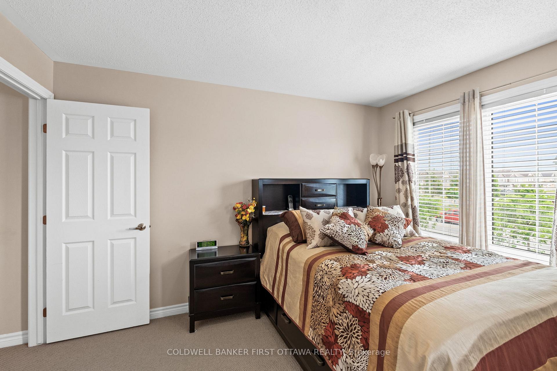 Photo 16 of 3627 Cambrian Road, Ottawa, Barrhaven - Half Moon Bay — HOMEH