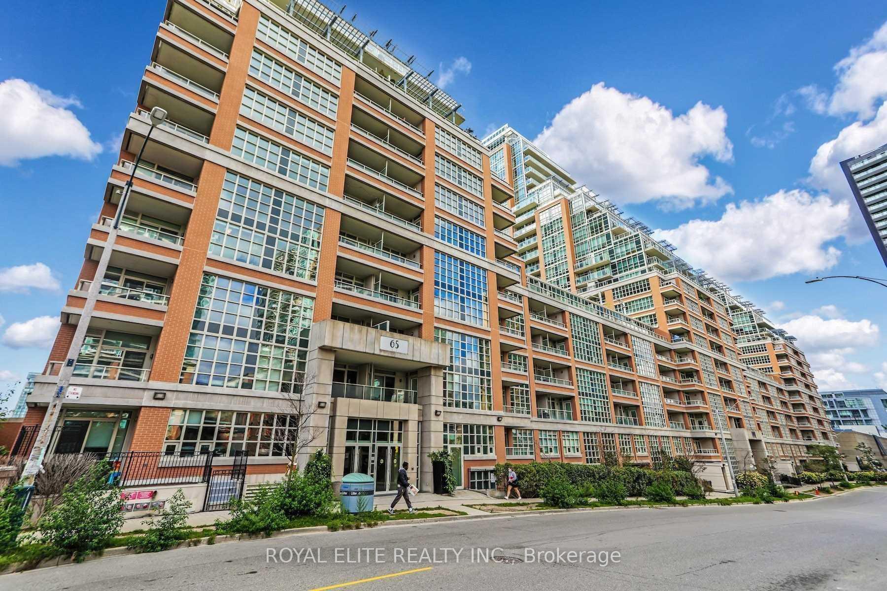 Front of Unit 813, 65 East Liberty Street