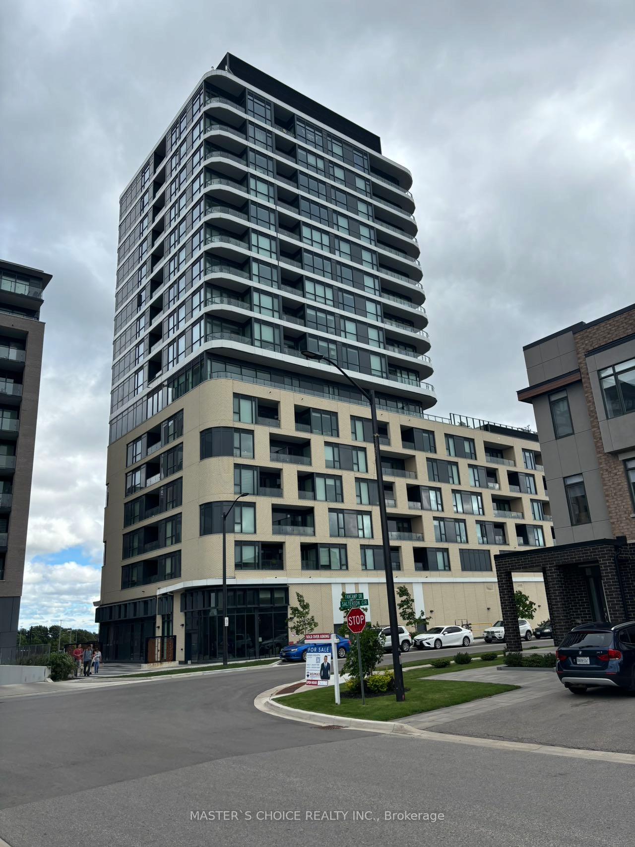 Photo 3 of Unit 1405, 120 Eagle Rock Way, Vaughan, Rural Vaughan — HOMEH