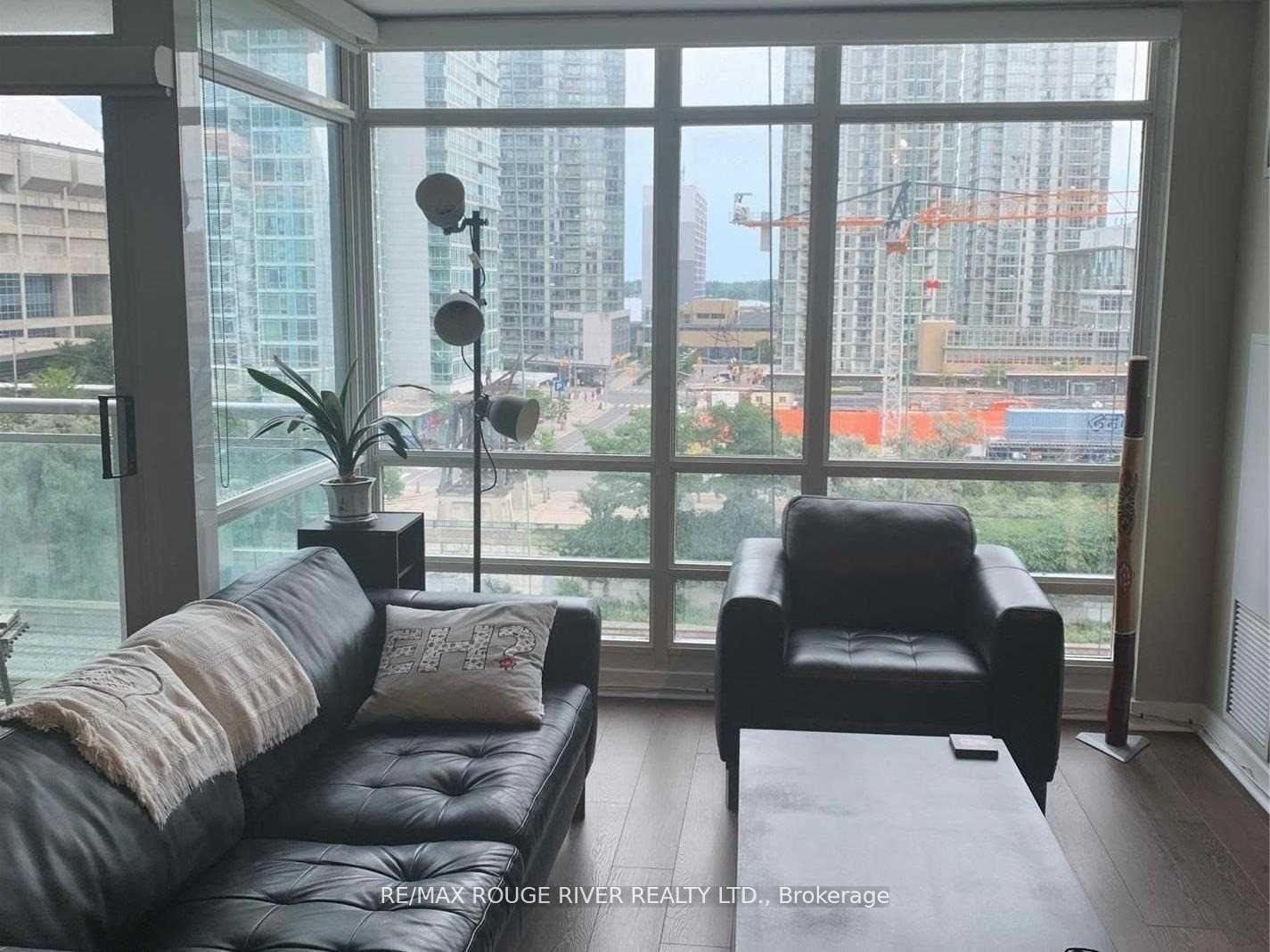 Photo 16 of Unit 809, 381 Front Street W, Toronto, Waterfront Communities — HOMEH
