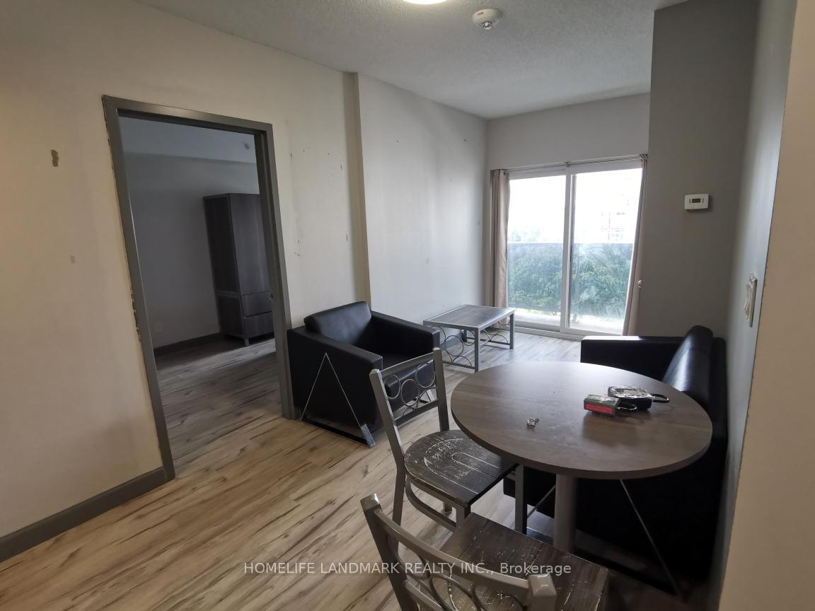 Photo 3 of Unit 178, 258A Sunview Street, Waterloo, Beechwood/University — HOMEH