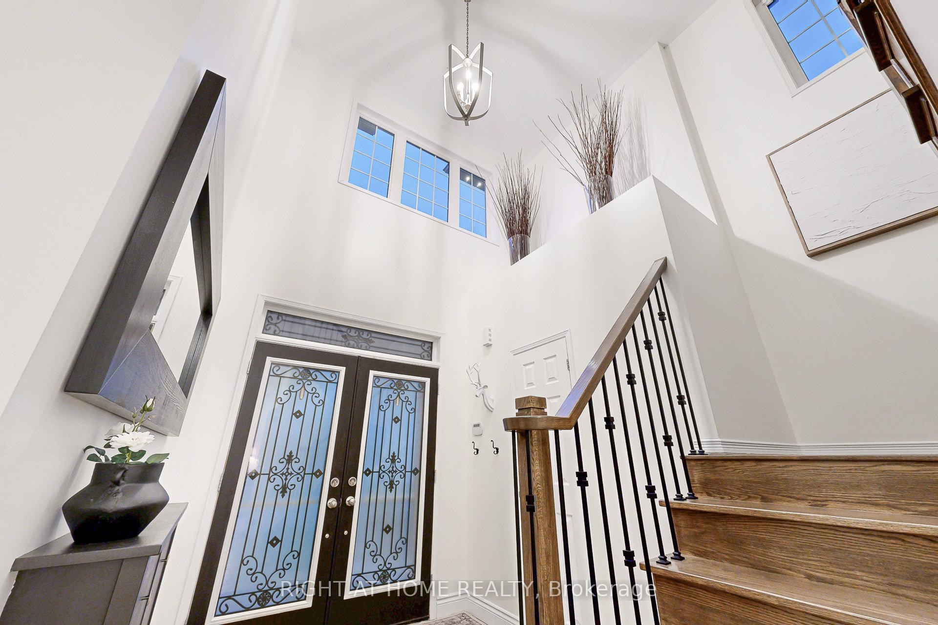 Photo 4 of 186 Bons Avenue, Clarington, Bowmanville — HOMEH