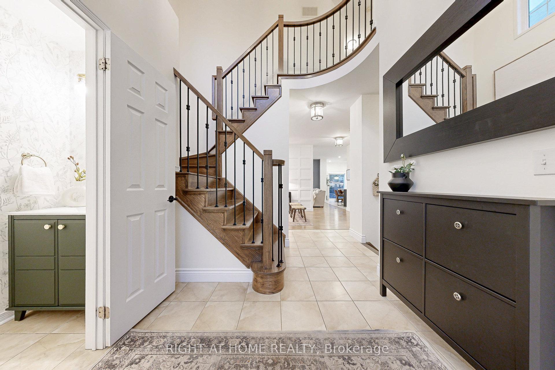 Photo 9 of 186 Bons Avenue, Clarington, Bowmanville — HOMEH