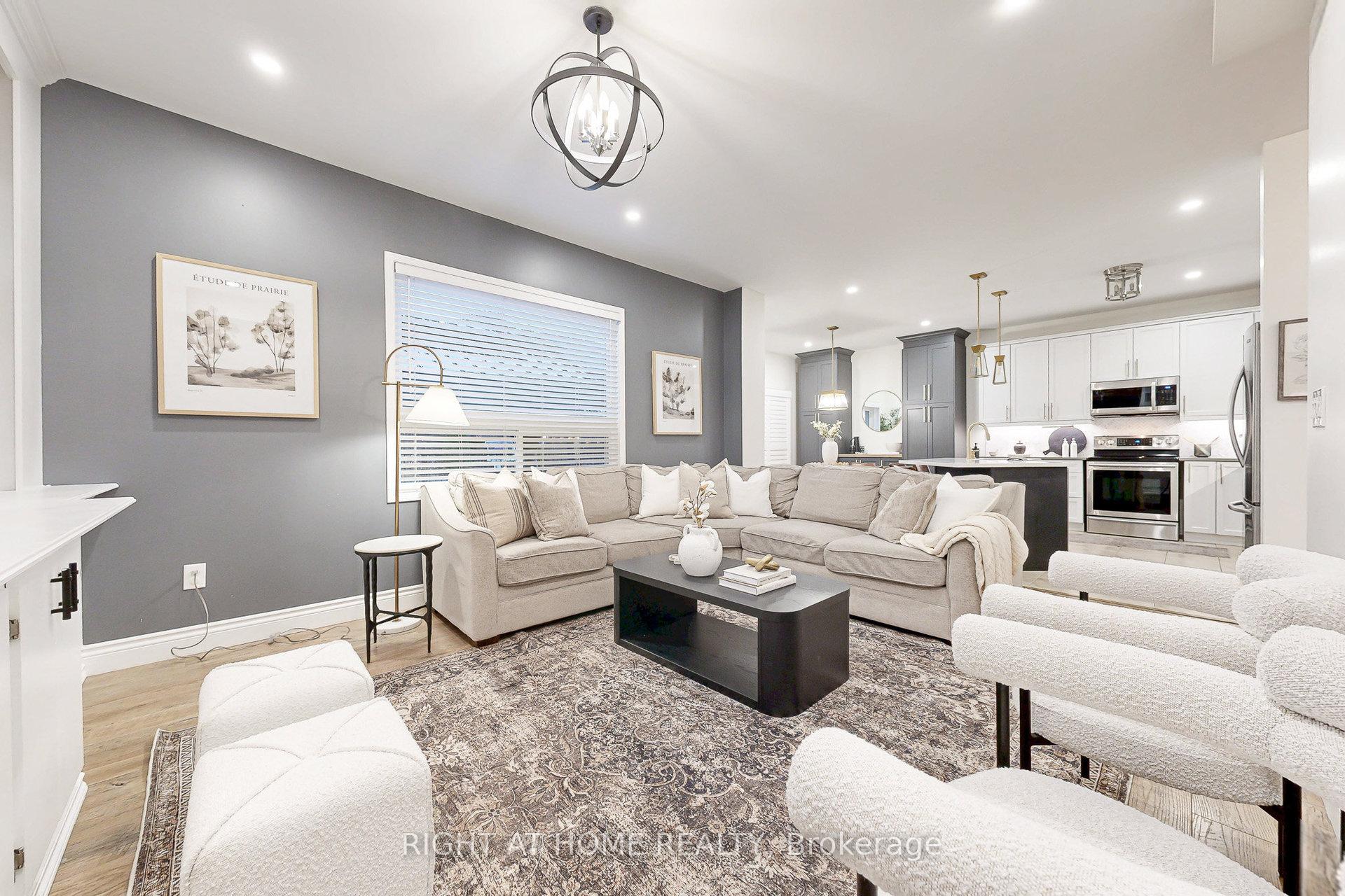 Photo 15 of 186 Bons Avenue, Clarington, Bowmanville — HOMEH
