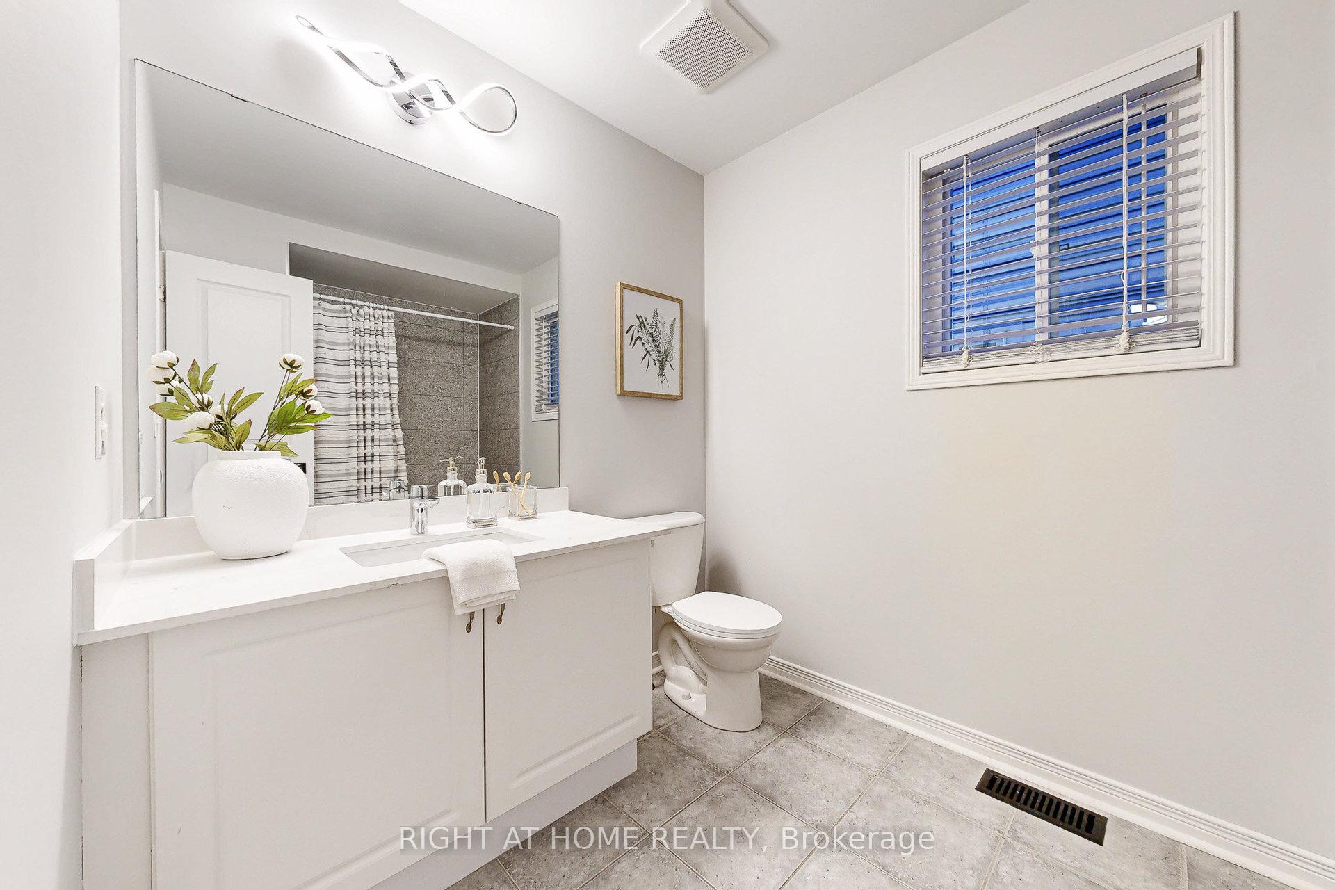 Photo 25 of 186 Bons Avenue, Clarington, Bowmanville — HOMEH