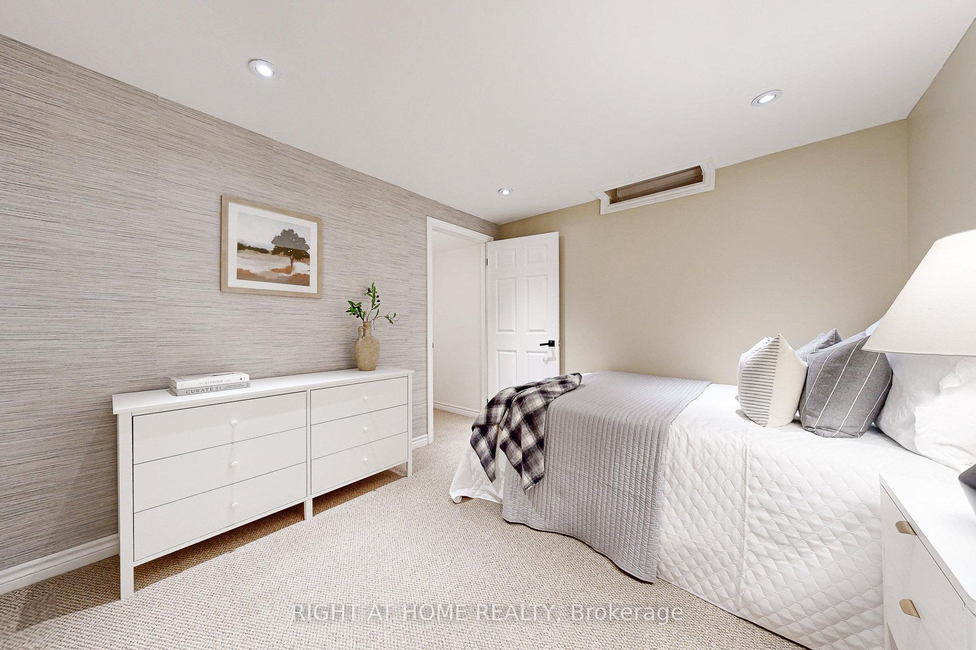 Photo 44 of 186 Bons Avenue, Clarington, Bowmanville — HOMEH