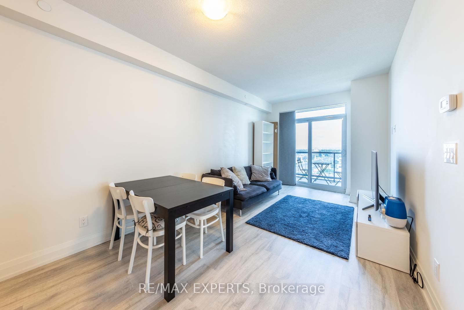 Photo 7 of Unit 902, 3600 Highway 7, Vaughan, Vaughan Corporate Centre — HOMEH