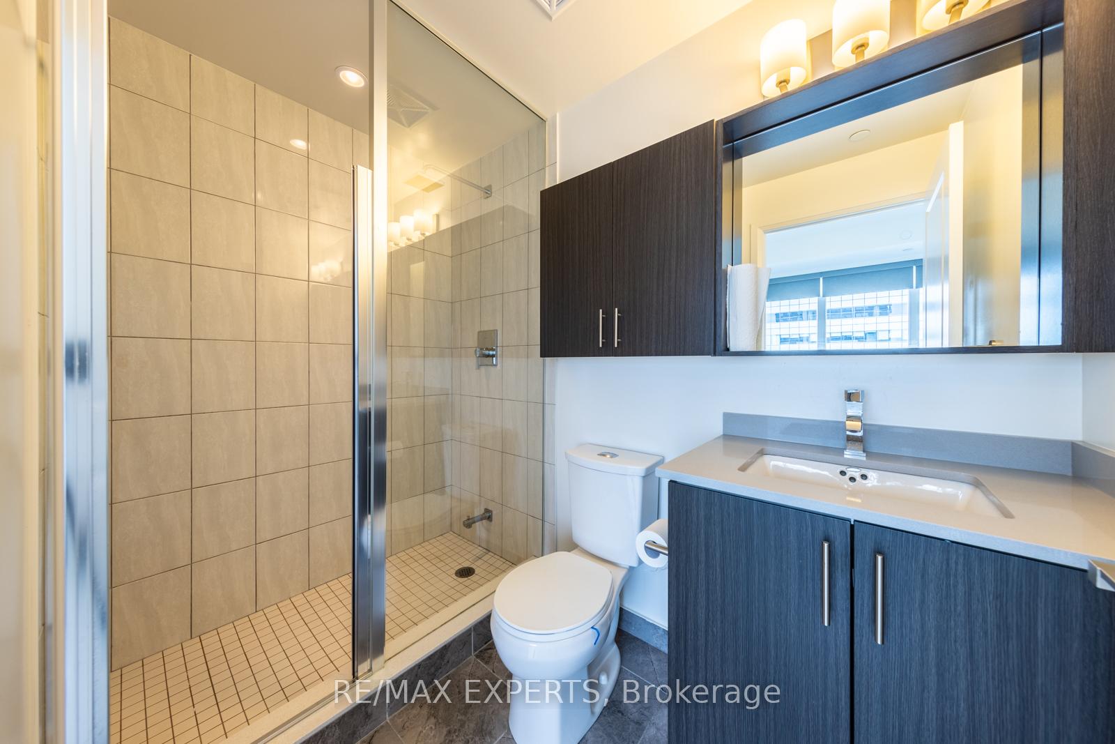 Photo 34 of Unit 902, 3600 Highway 7, Vaughan, Vaughan Corporate Centre — HOMEH