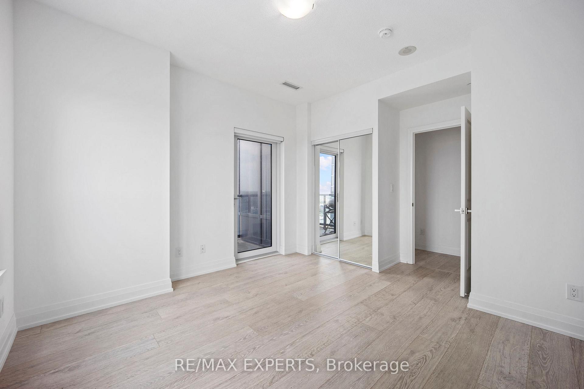 Photo 38 of Unit 902, 3600 Highway 7, Vaughan, Vaughan Corporate Centre — HOMEH